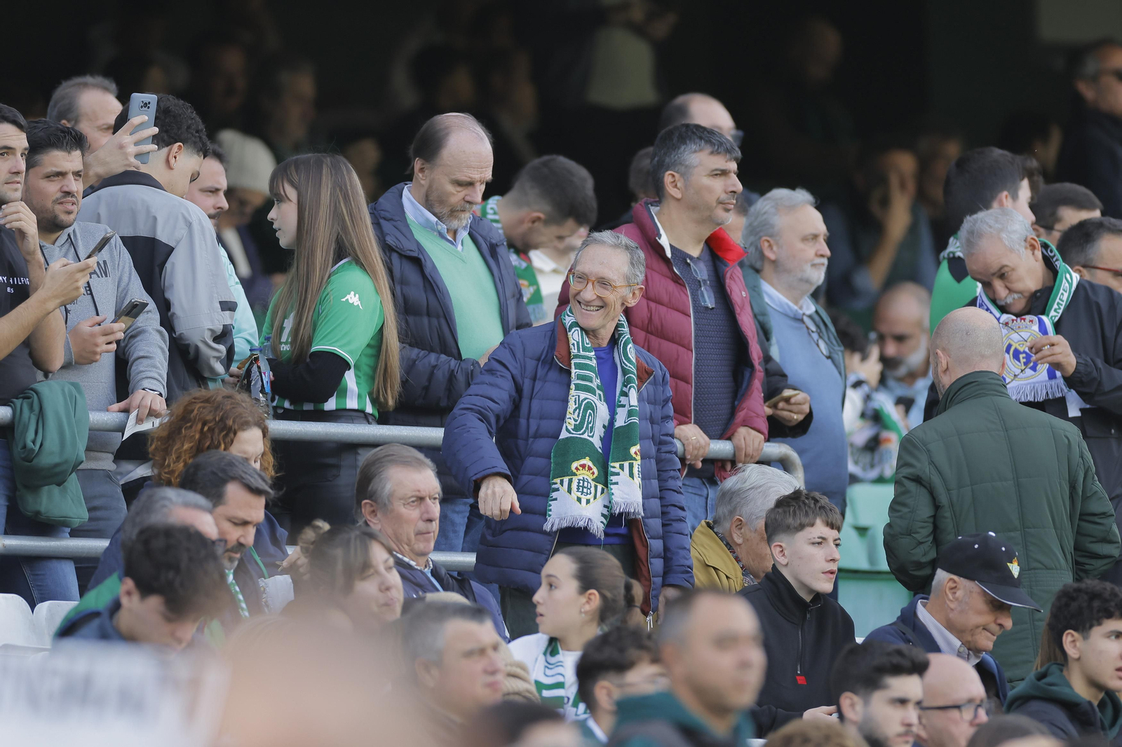 Búscate en las fotos del Betis-Real Madrid