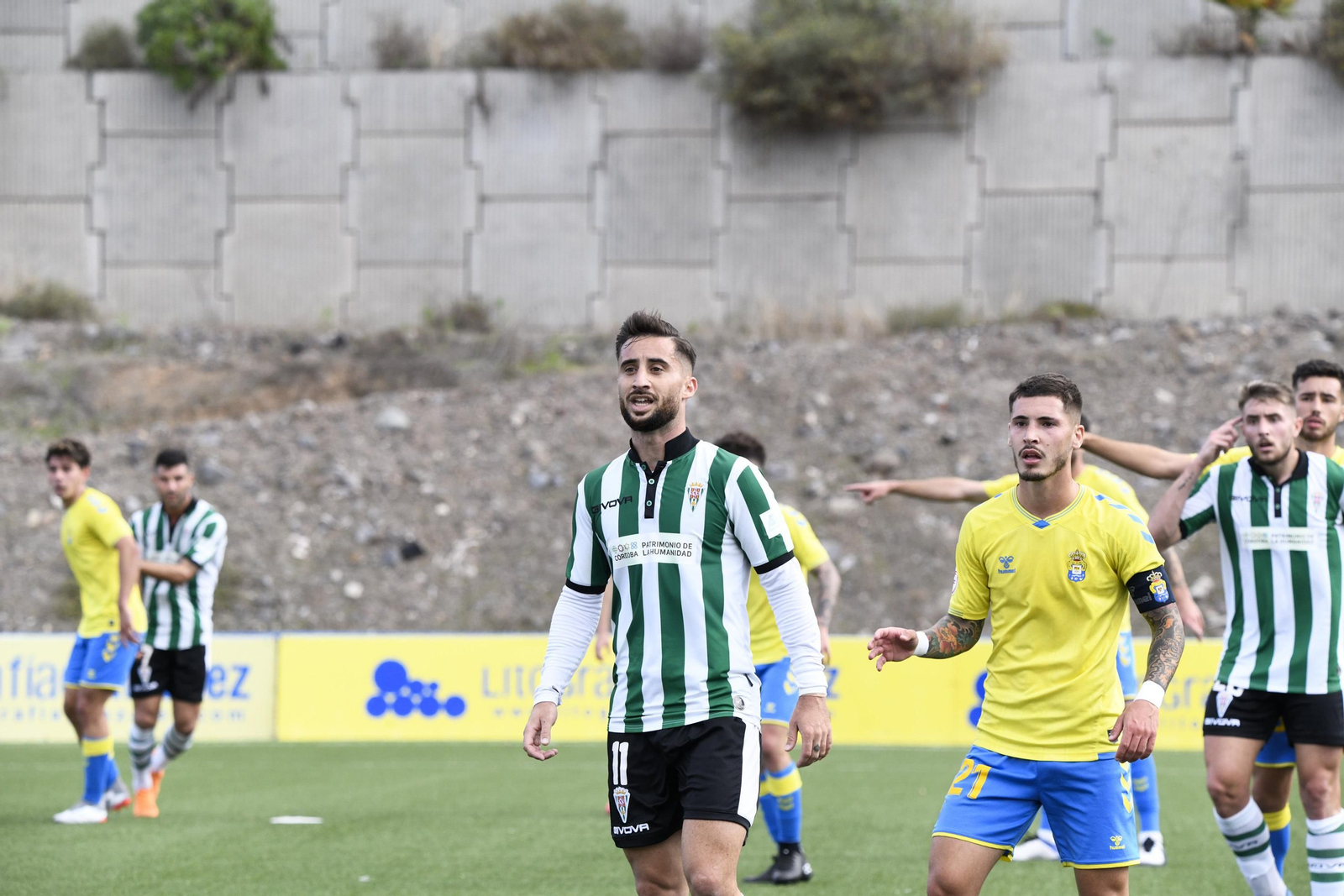 Las imágenes del empate del Córdoba CF ante Las Palmas Atlético