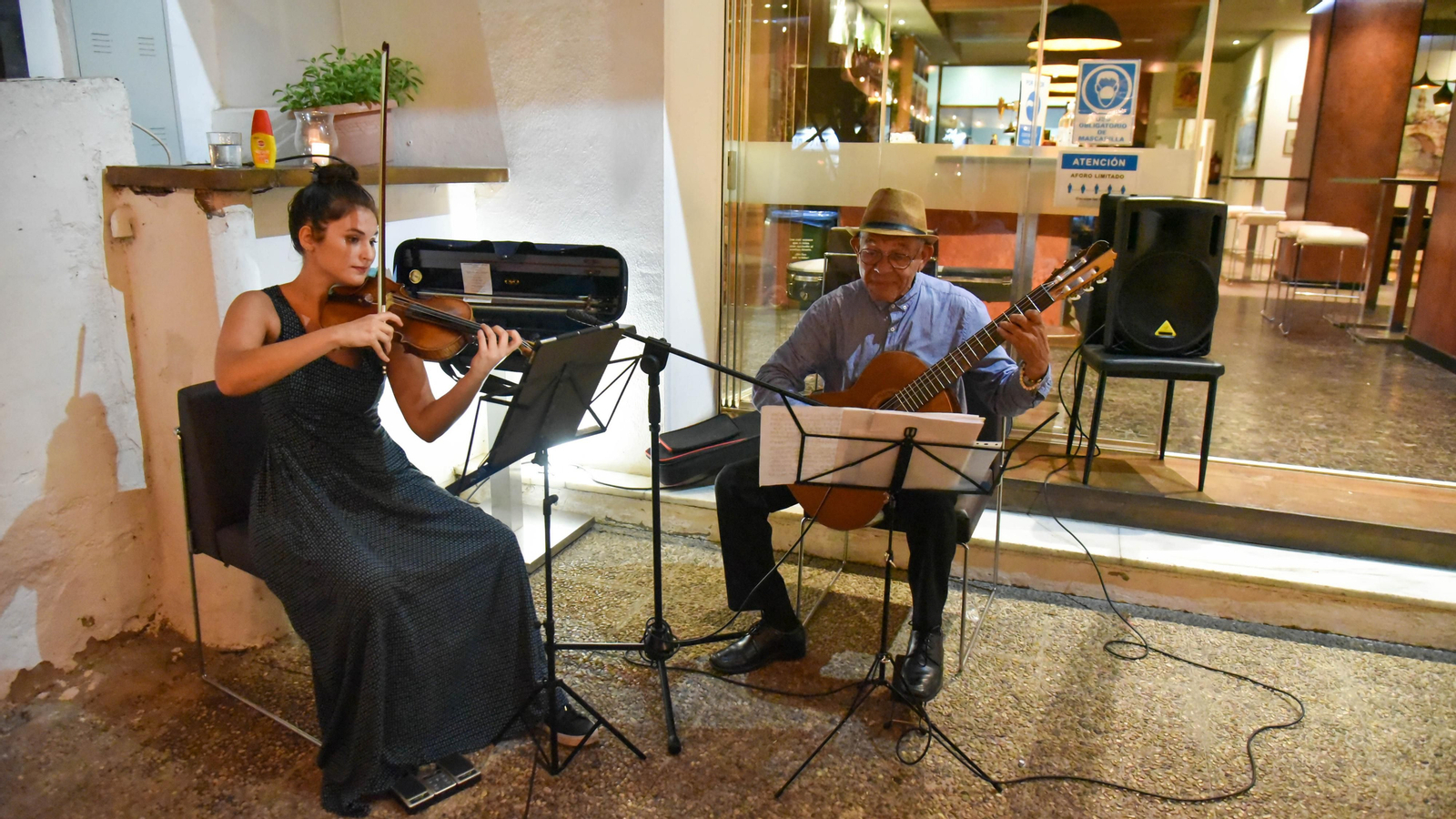 Las fotos del recital reeencuentro con Regino Martinez y su tiempo