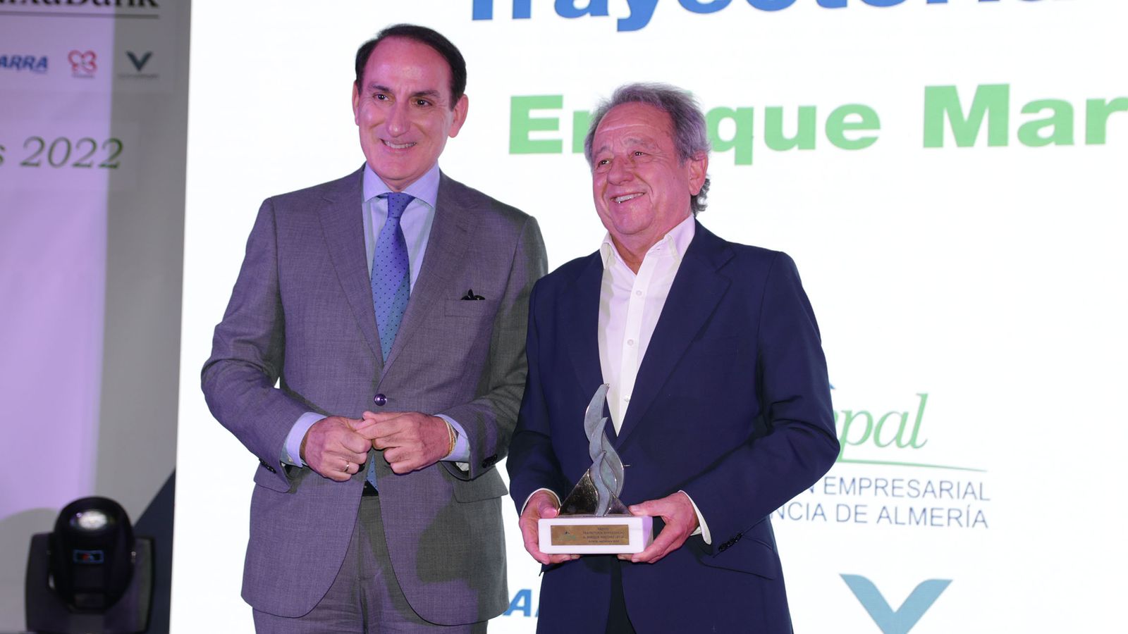 Enrique Martínez Leyva (Comunicador).