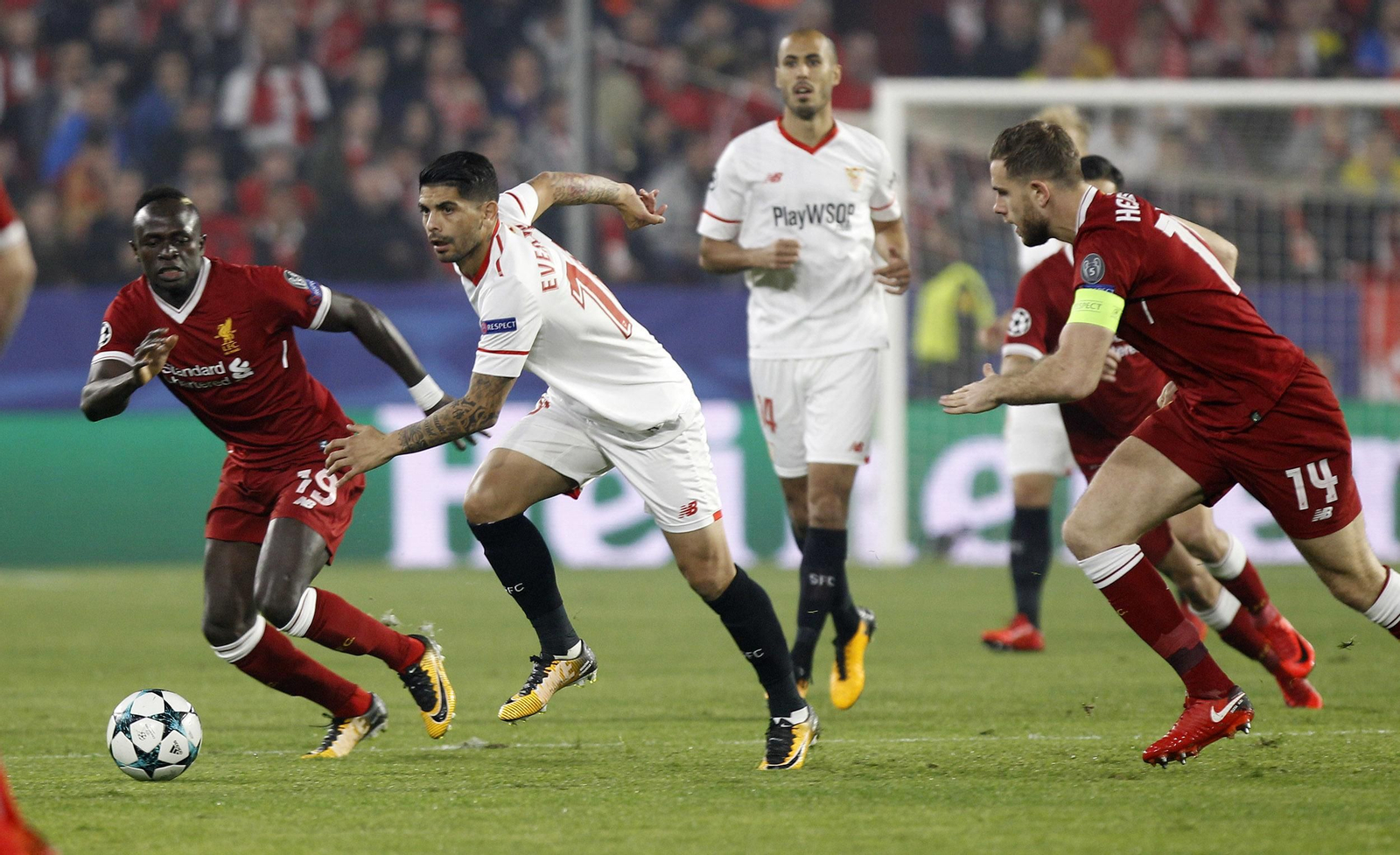 las imágenes del Sevilla-Liverpool