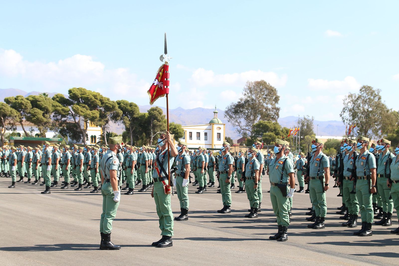 Fotogalería El Jefe del Estado Mayor del Ejército preside el acto conmemorativo del CI aniversario de La Legión