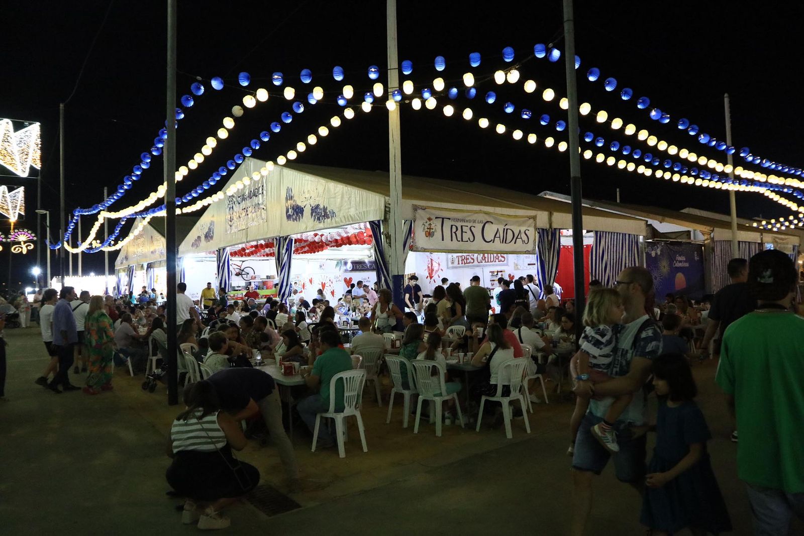 Imágenes del ambiente de Colombinas el día 4 de agosto