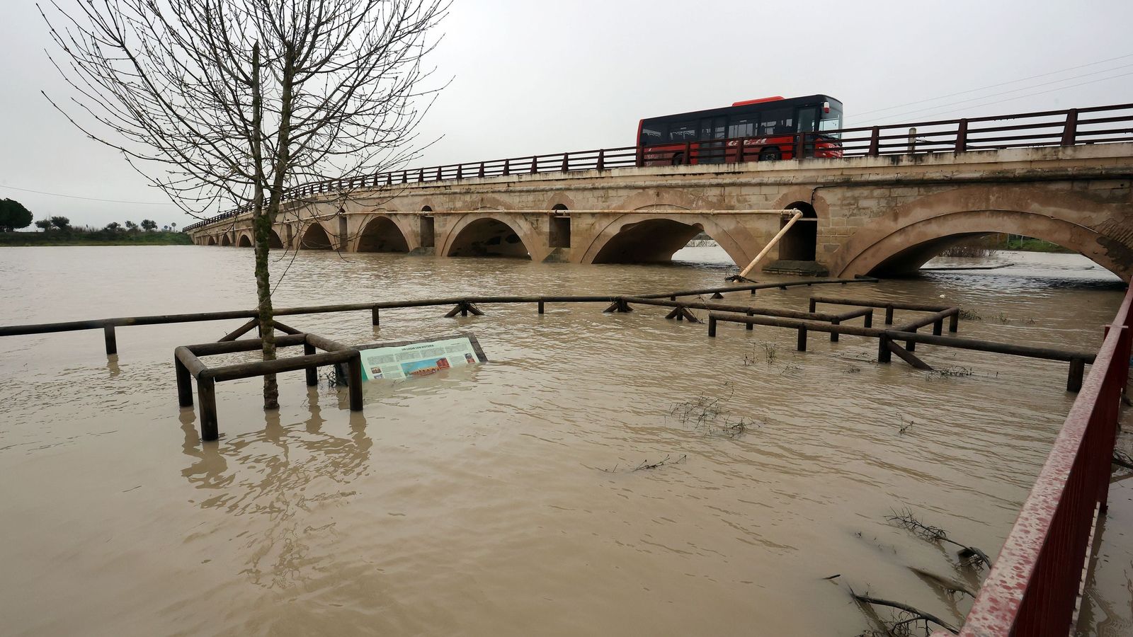 Vuelta a sus casa en La Ina, La Corta y El Portal
