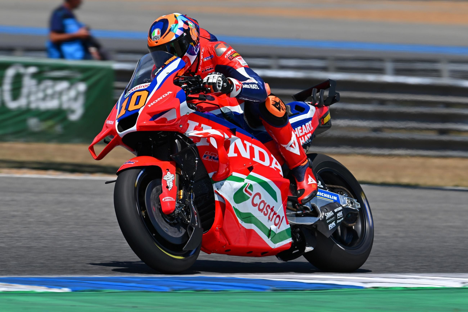 Las fotos del primer triunfo de Marc Márquez en la temporada