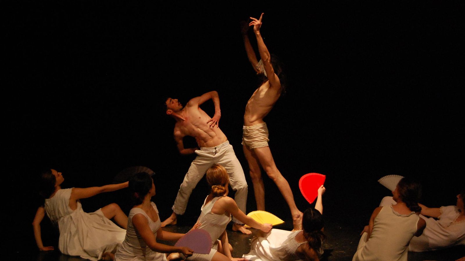 Alejandro Castro escribe, dirige e interpreta.