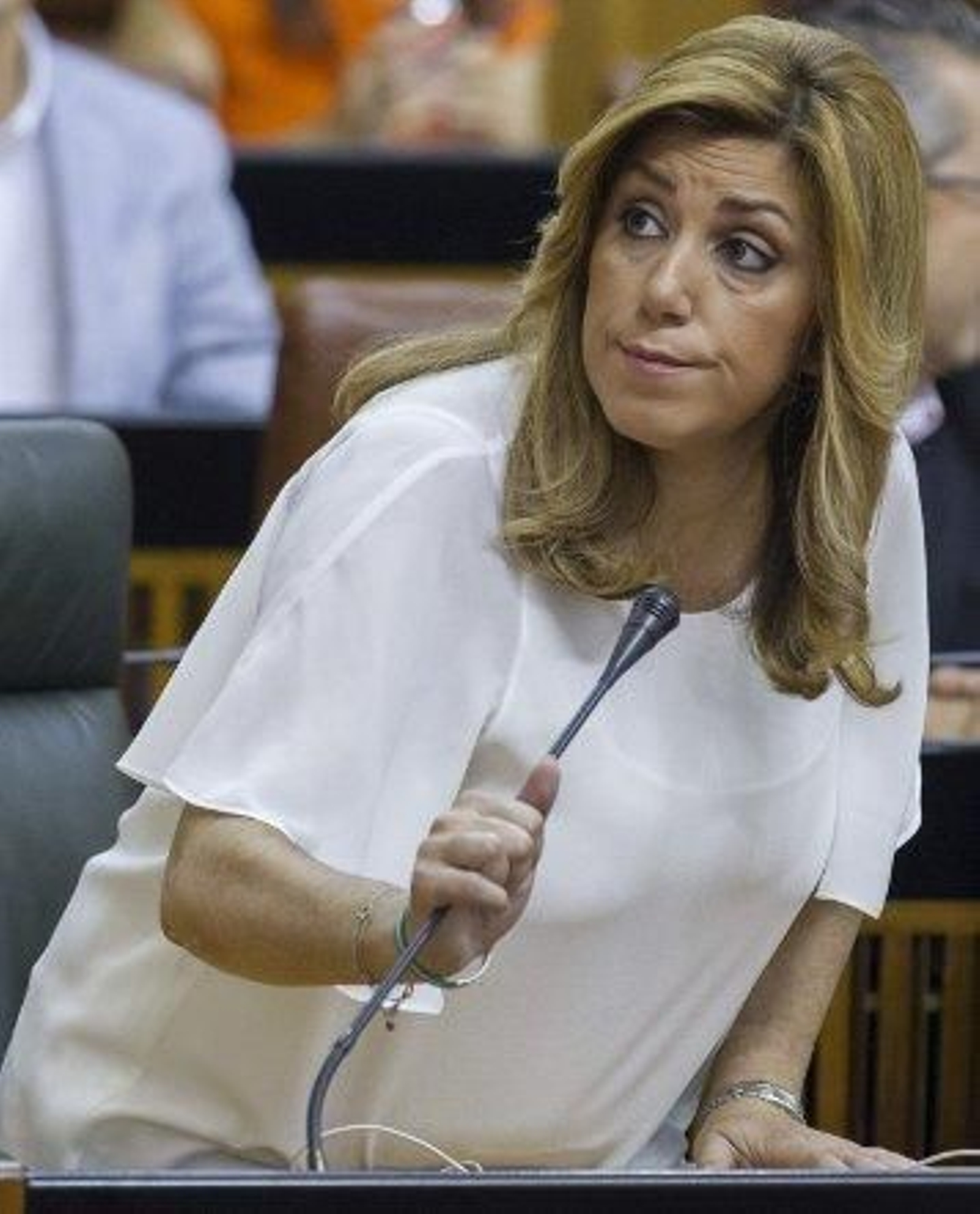 Susana Díaz amaga ya con unas nuevas elecciones tras recibir un tercer no