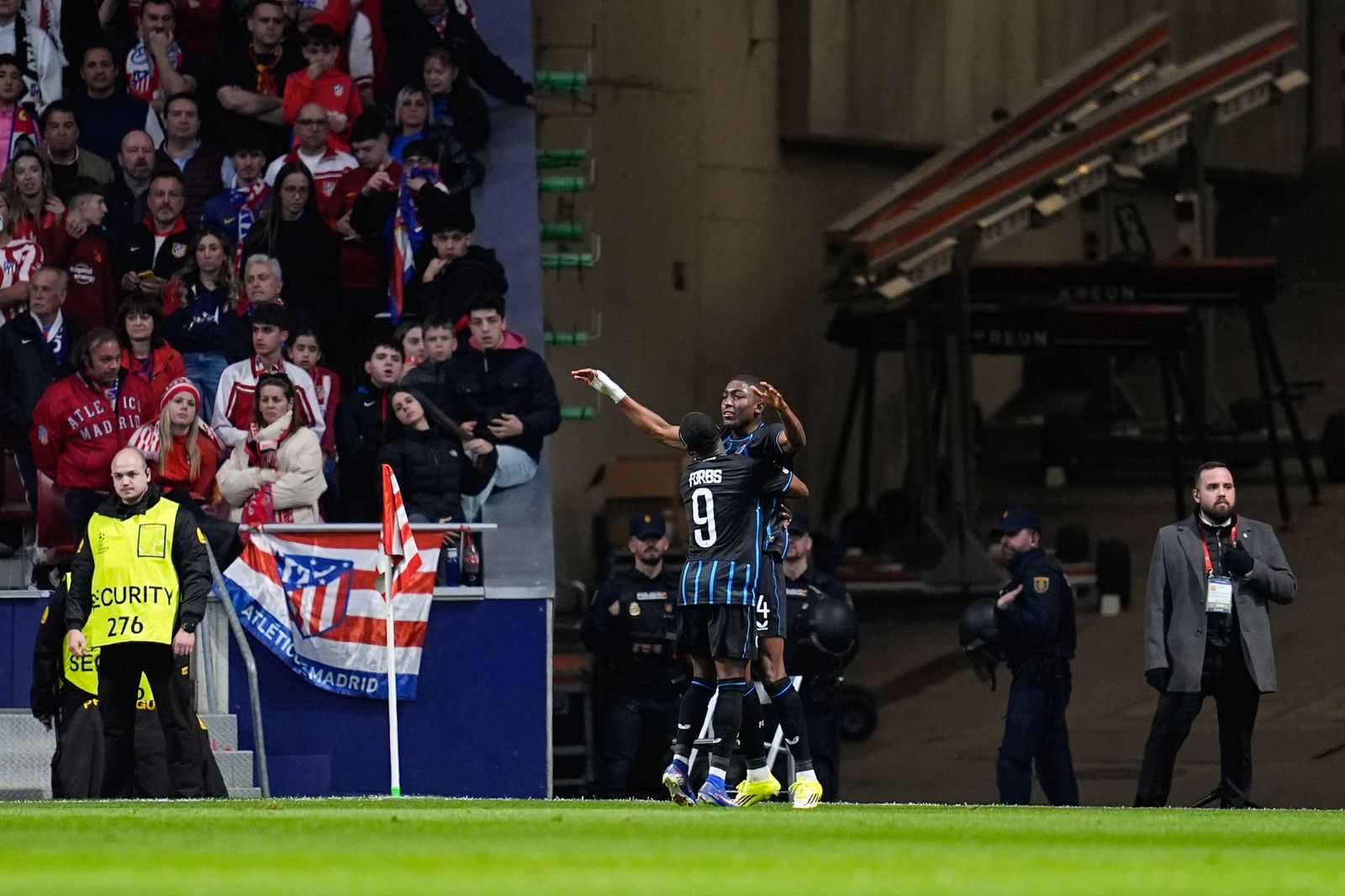 Las fotos del Atlético de Madrid - Brujas