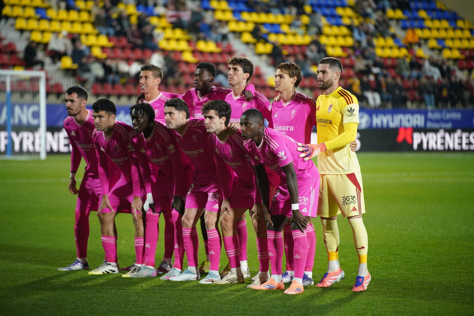 Once inicial del Granada en tres de los cuatro últimos partidos