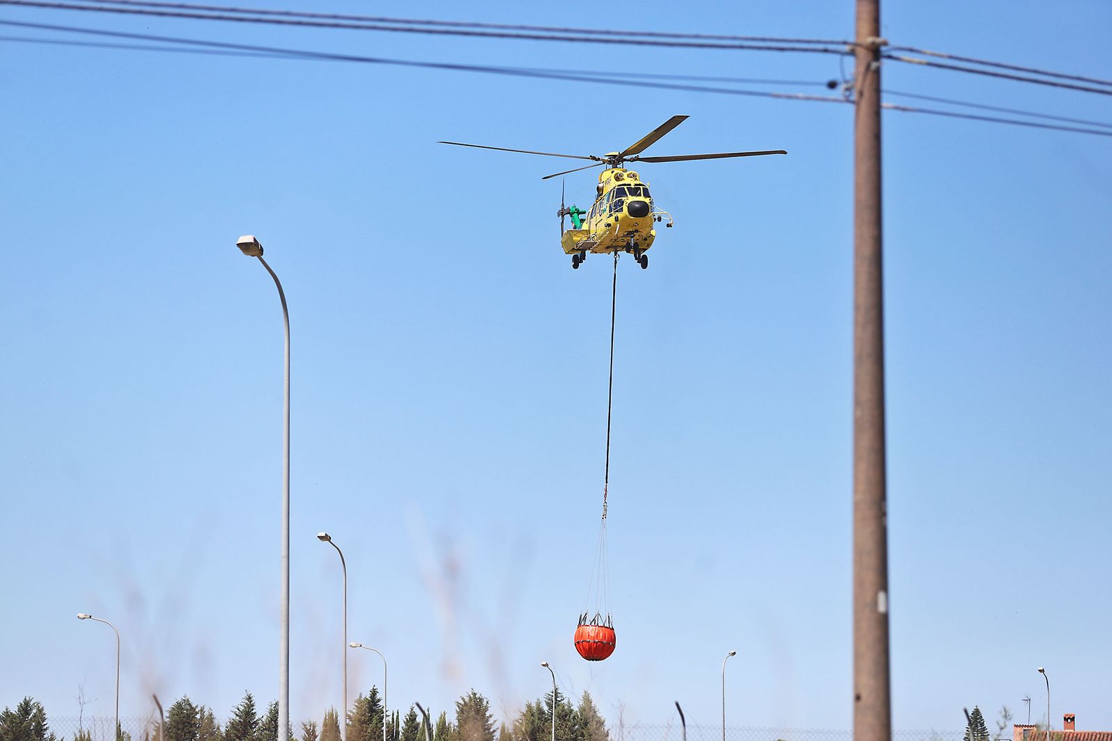Imágenes del simulacro de incendio forestal que la Junta organiza en Aljaraque
