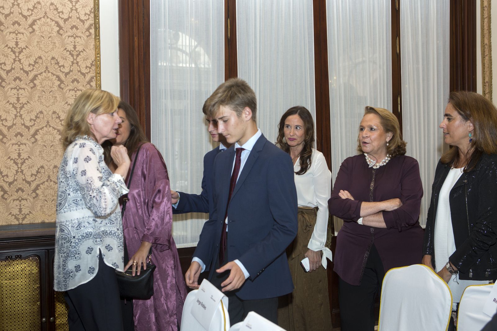 Las imágenes de la entrega de la Beca Manuel Olivencia