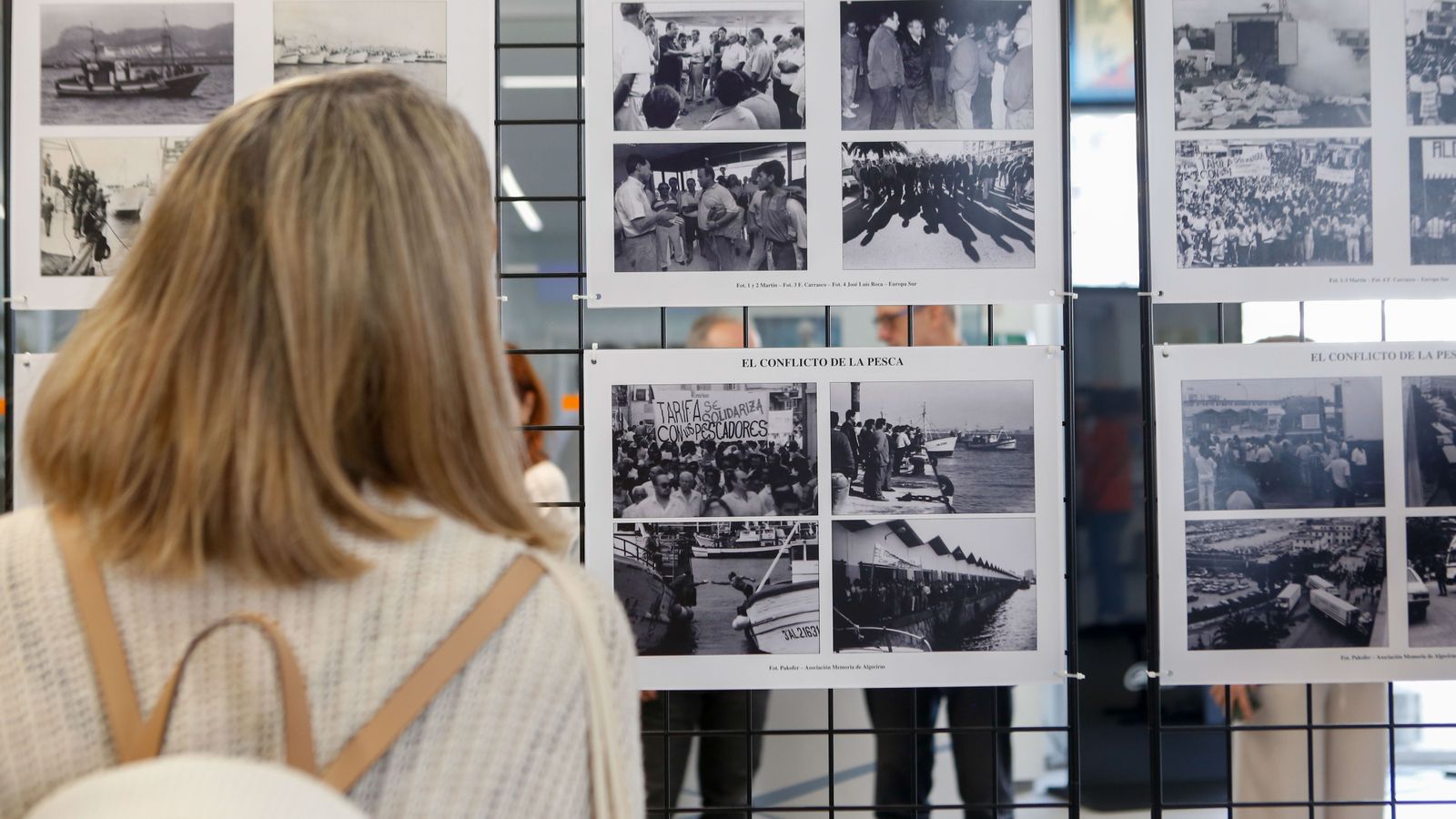 Fotos de la exposición y conferencia sobre el movimiento obrero en el Campo de Gibraltar