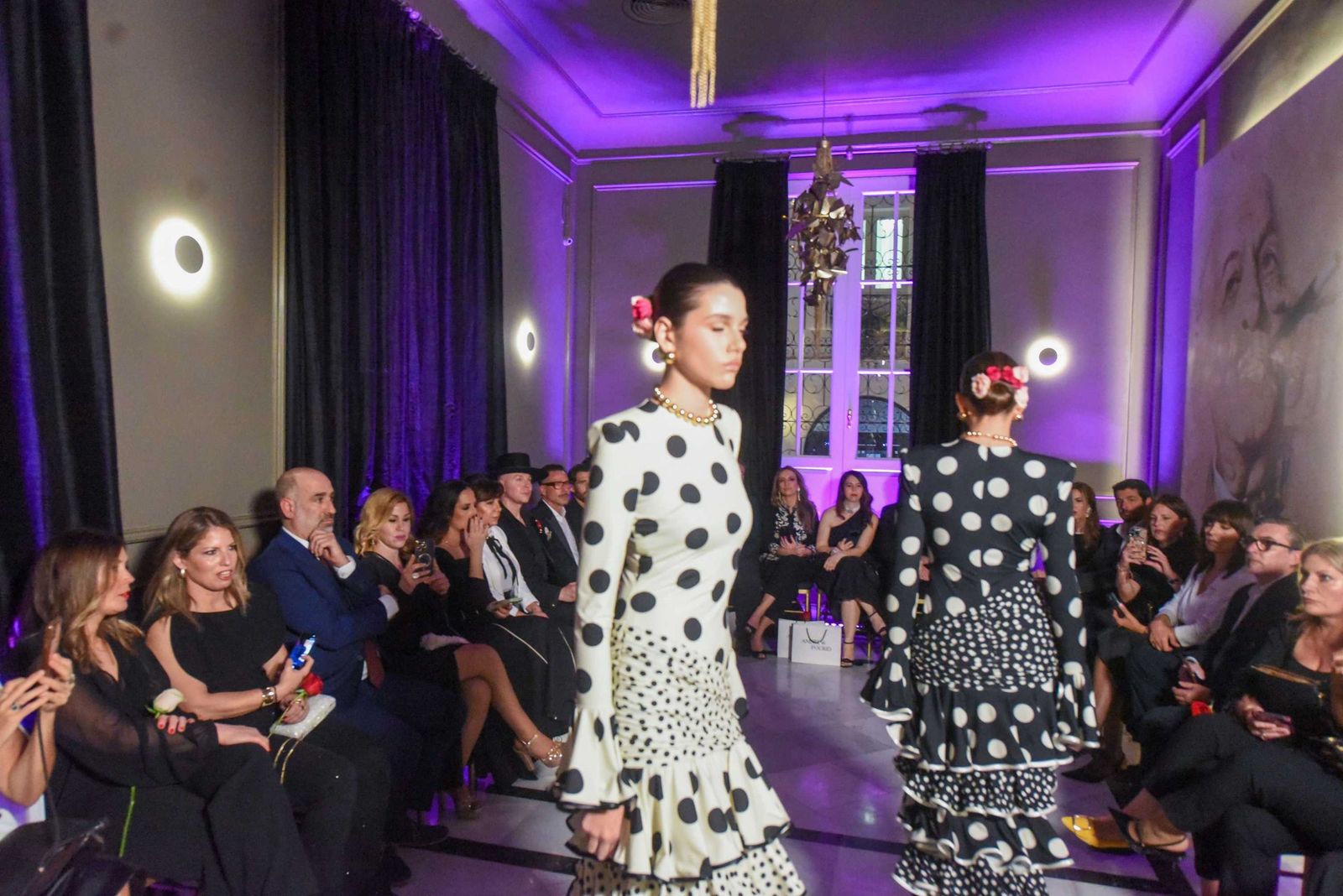 Desfile de Andrew Pocrid en La Casa de Manolete Bistró