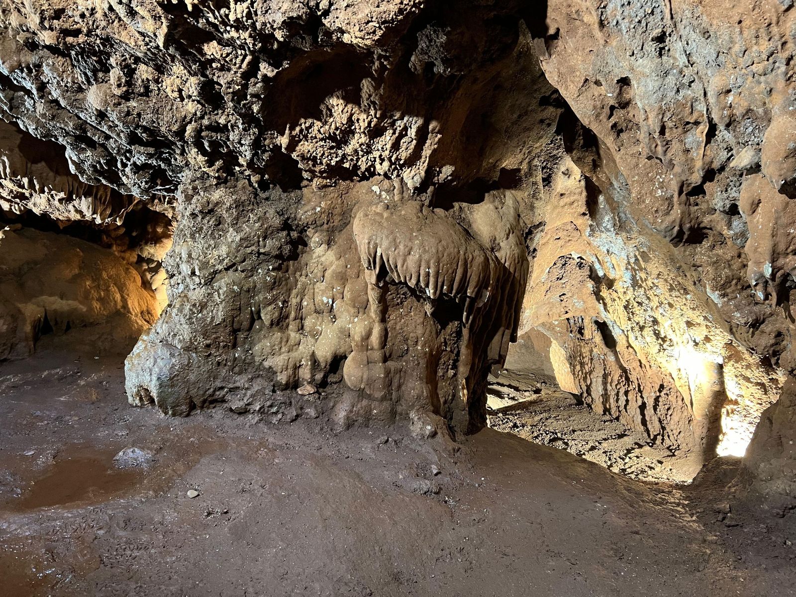 Cuevas con miles de años de historia