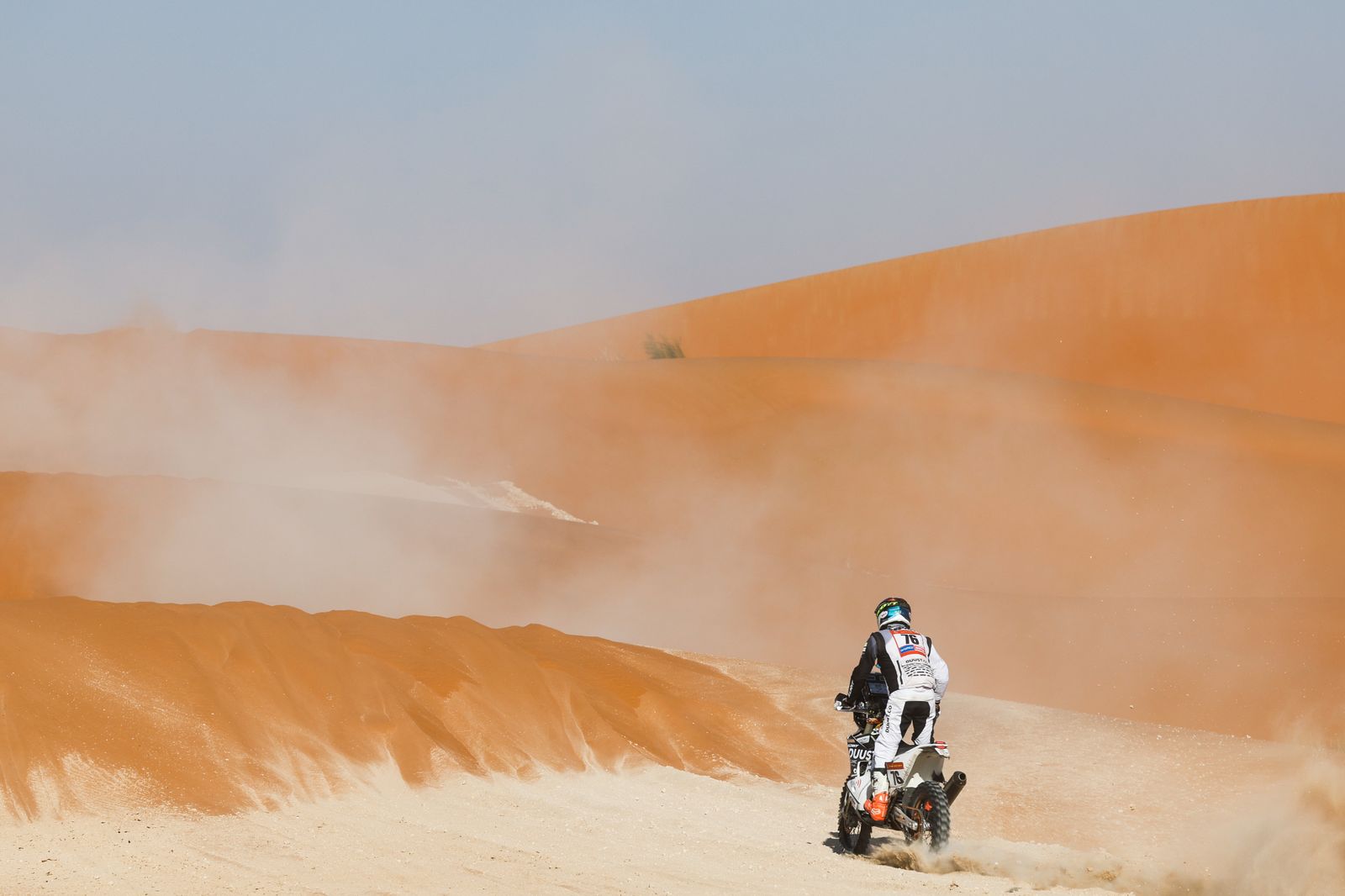 Las espectaculares imágenes del Dakar por las dunas