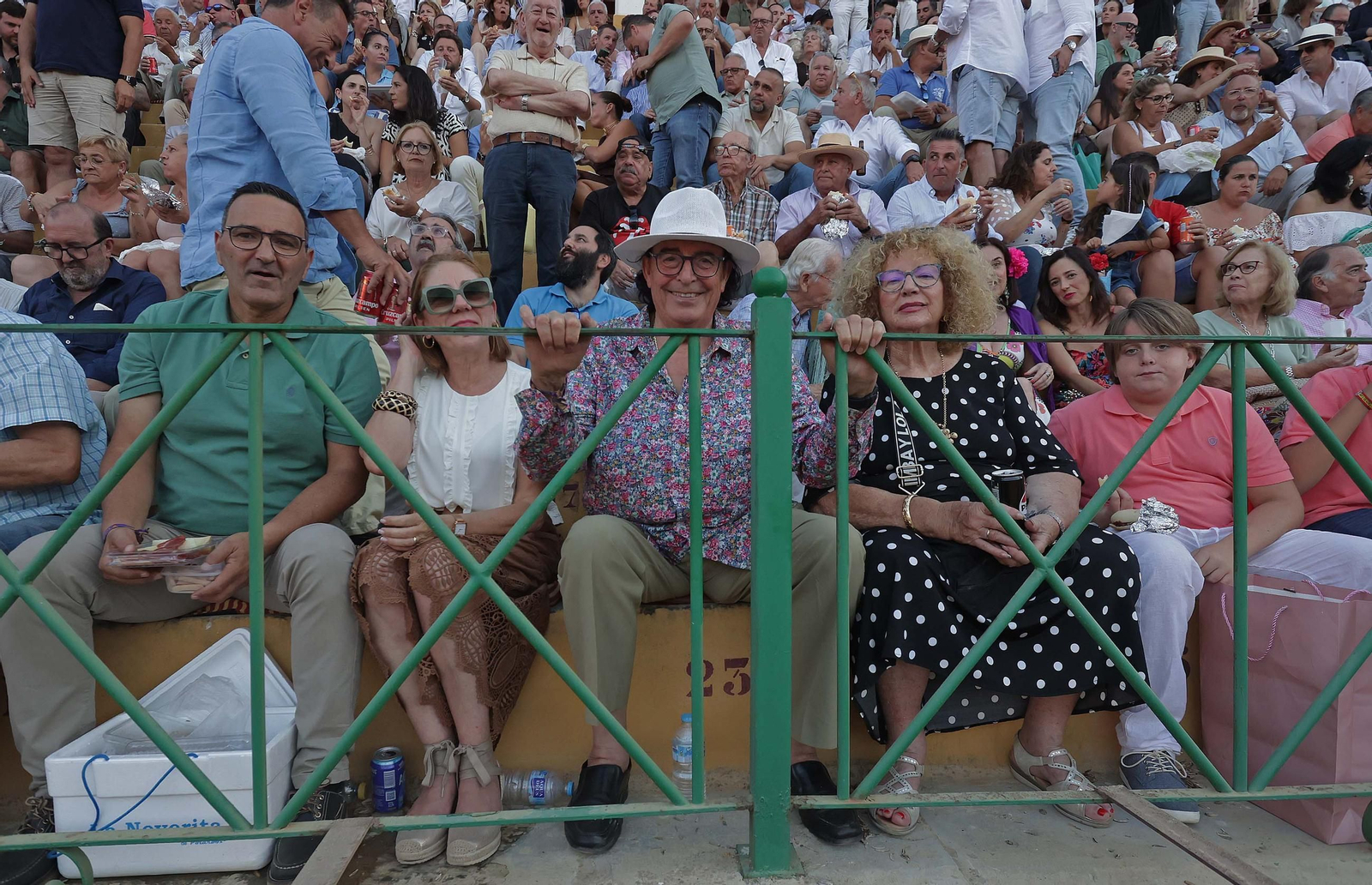 Búscate en la Plaza de Toros 'El Arenal' durante la corrida del viernes de la Feria de La Línea