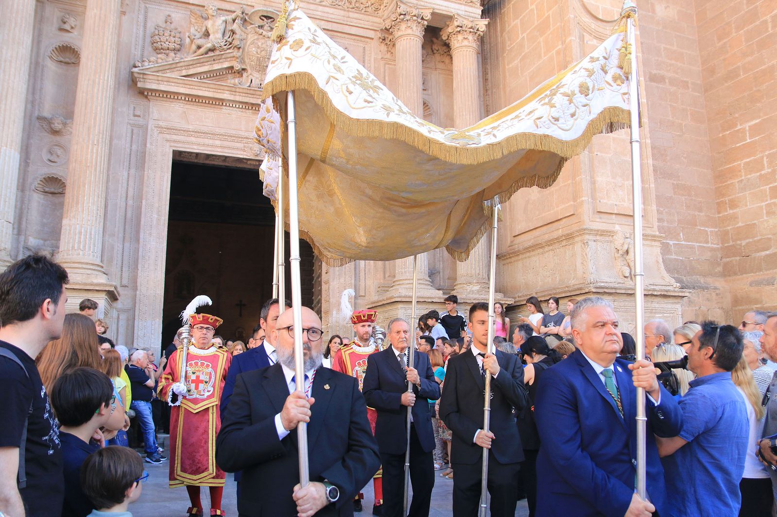 Las imágenes de la procesión del Corpus en Almería
