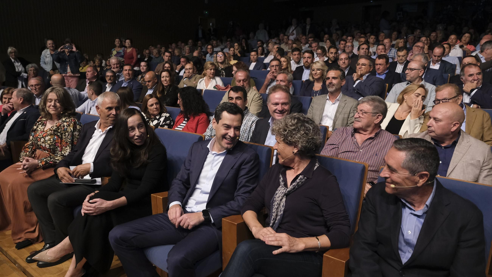 Las imágenes del 'Foro, Agricultura, Agua y Futuro en Andalucía' organizado por el PP