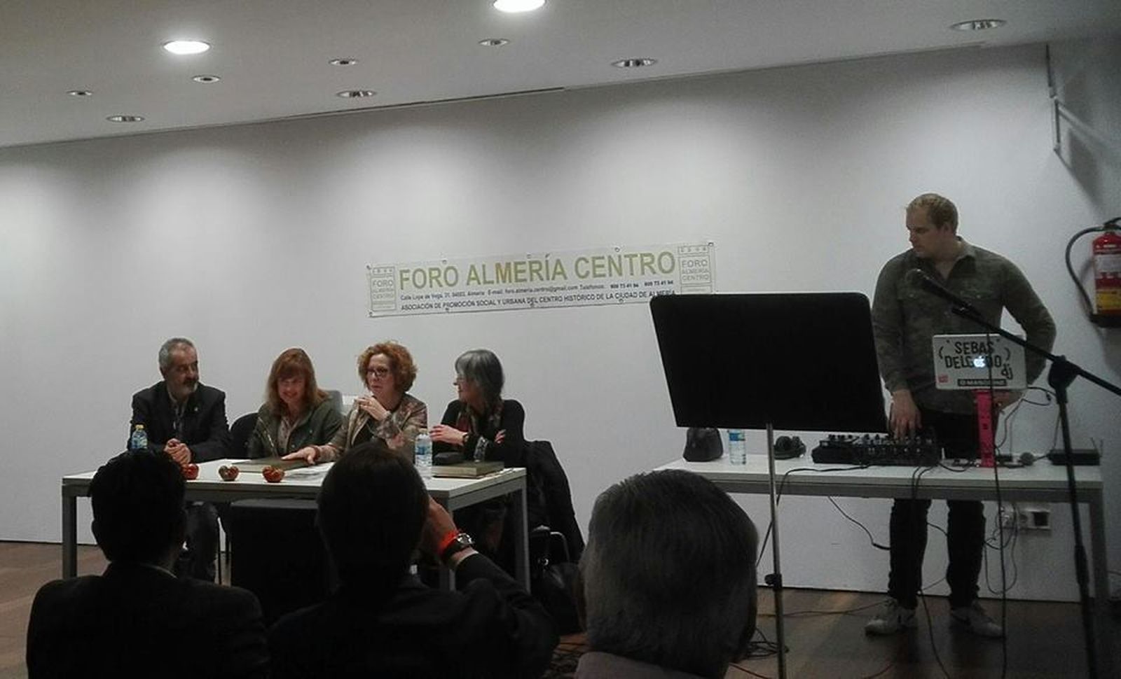 Presentación de la publicación sobre gastronomía.