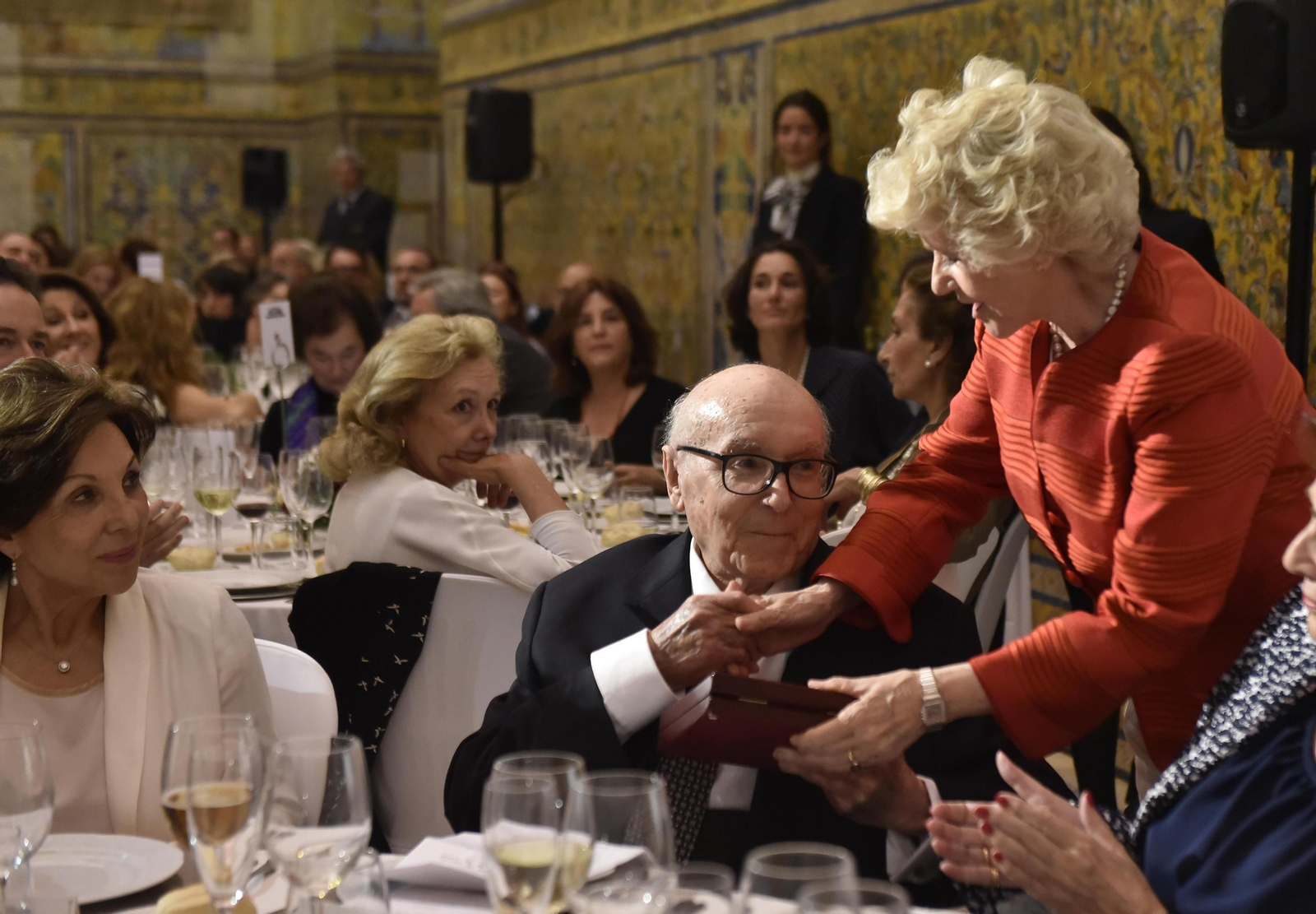 Los asistentes al VII Premio Manuel Clavero
