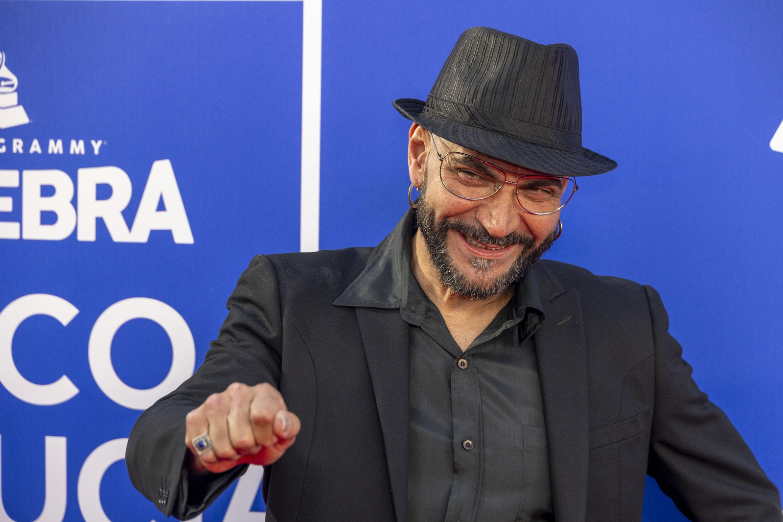 Las imágenes de la alfombra roja en el Falla con el homenaje de los Latin Grammy a Paco de Lucía