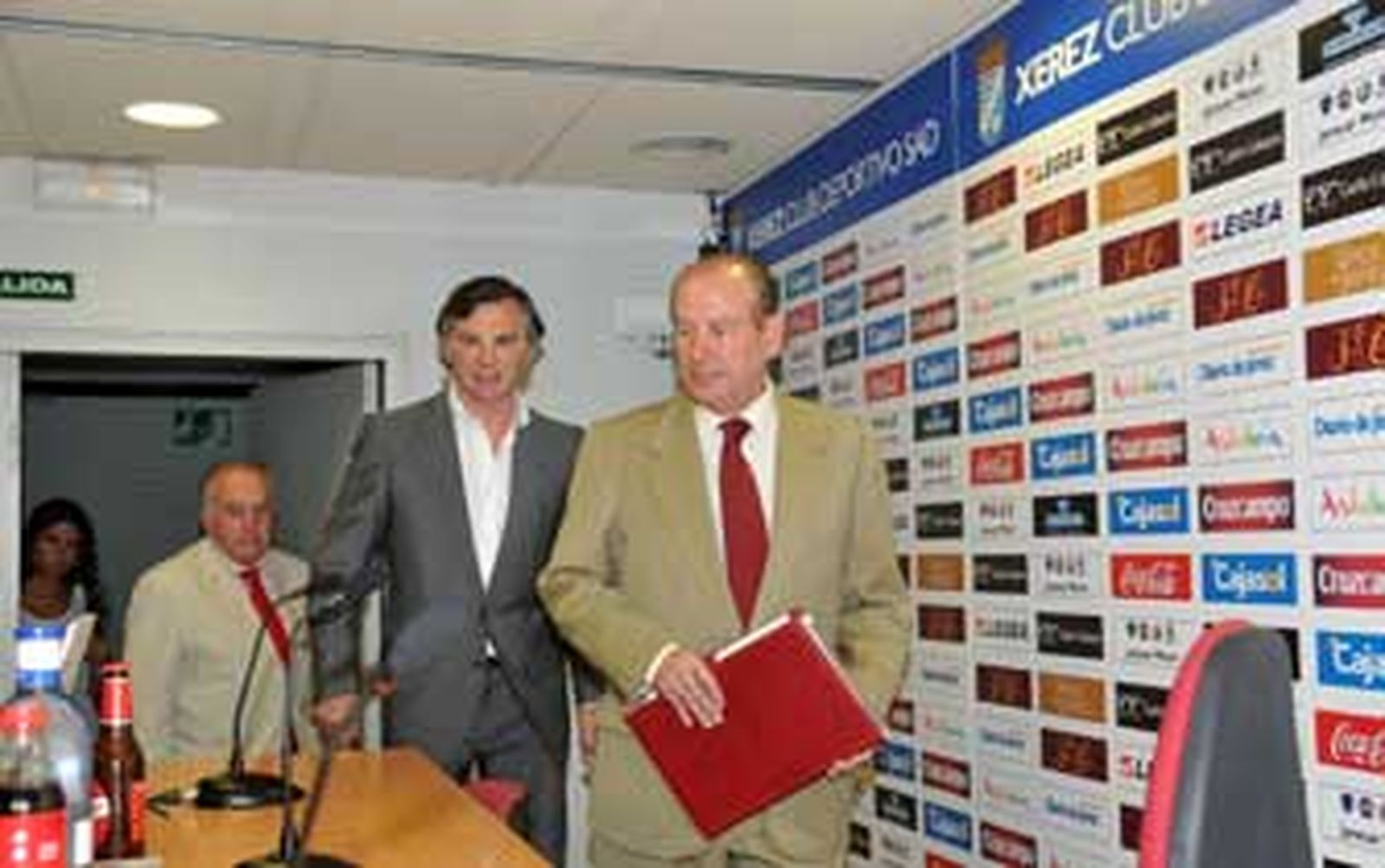 Hoy, nueva reunión entre los administradores y Federico Souza