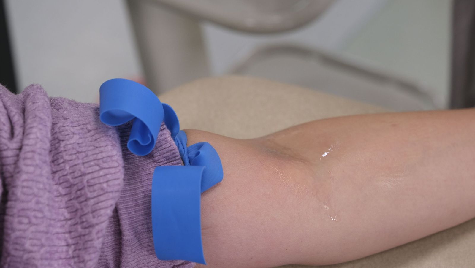 Haz una buena obra y dona sangre, te esperan en el Hospital Torrecárdenas, en imágenes