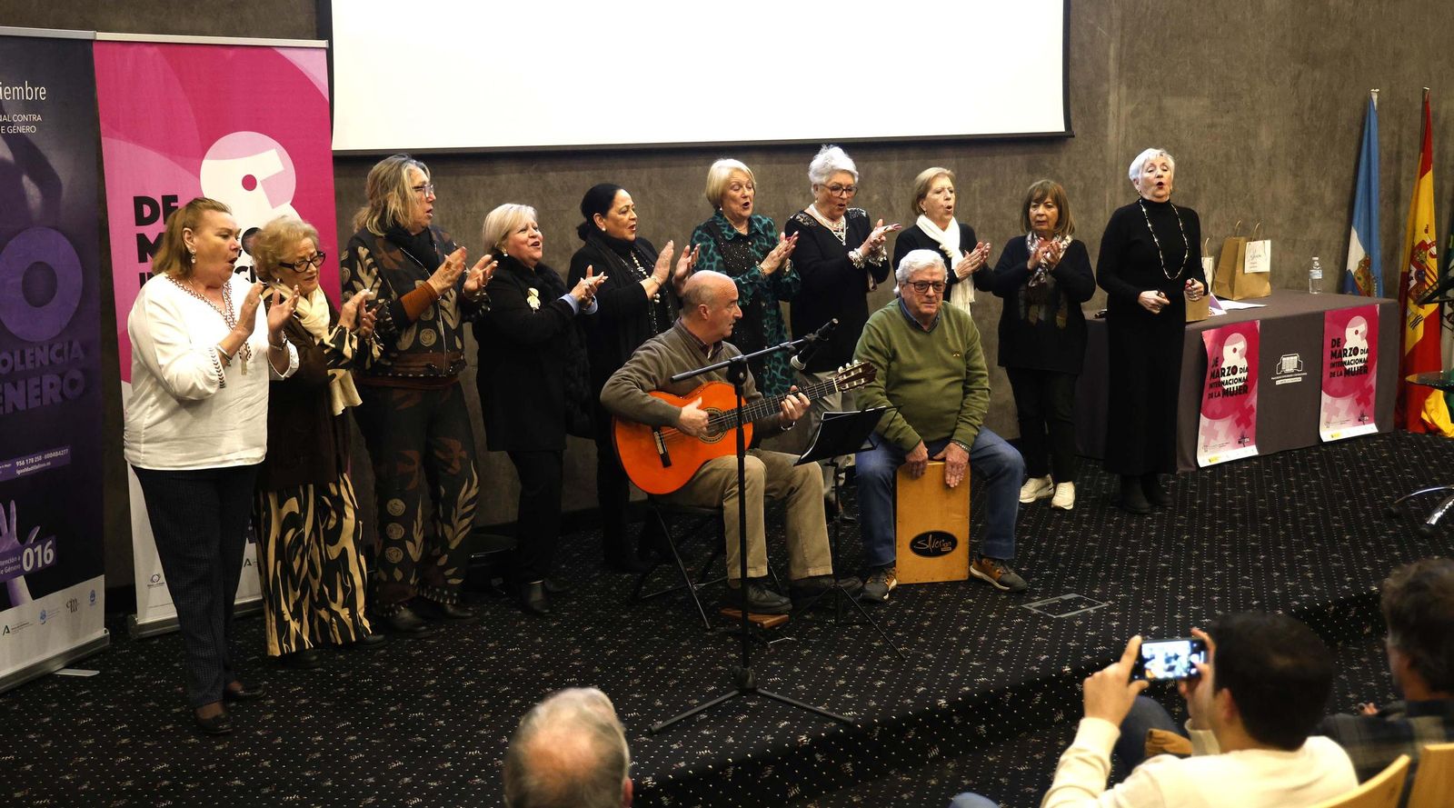 Las fotos de la entrega de los Premios a la Mujer Linense 2025