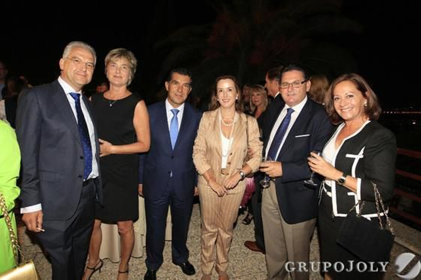 Gabriel Rubio (diputado II del Colegio de Abogados), Sandra Willems, Lorenzo del Río, Loreto Tárrago y Concepción Romero.

Foto: Pepe Villoslada-Lucia Rivas