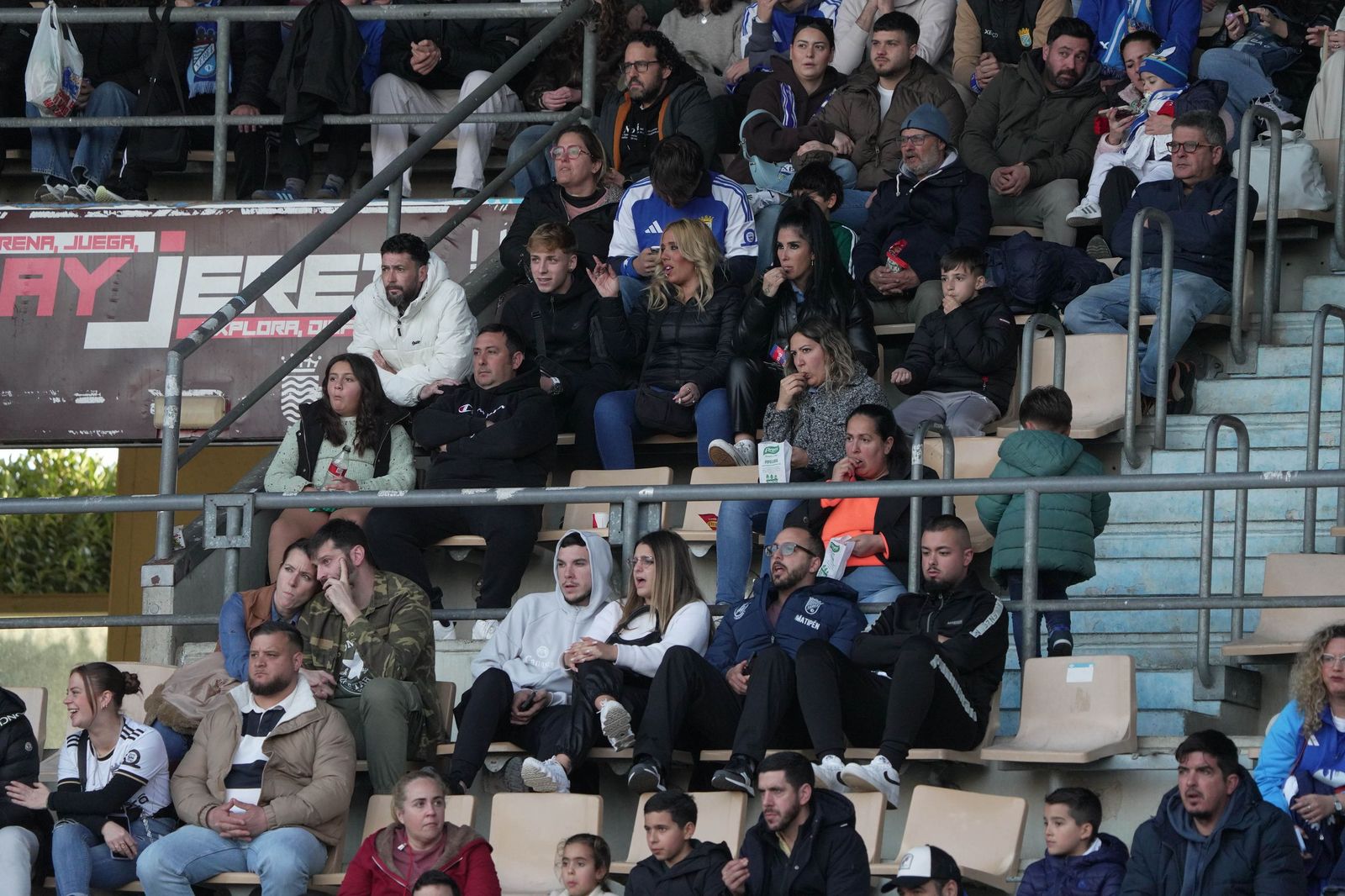 Búscate en el partido entre el Xerez CD - Linares