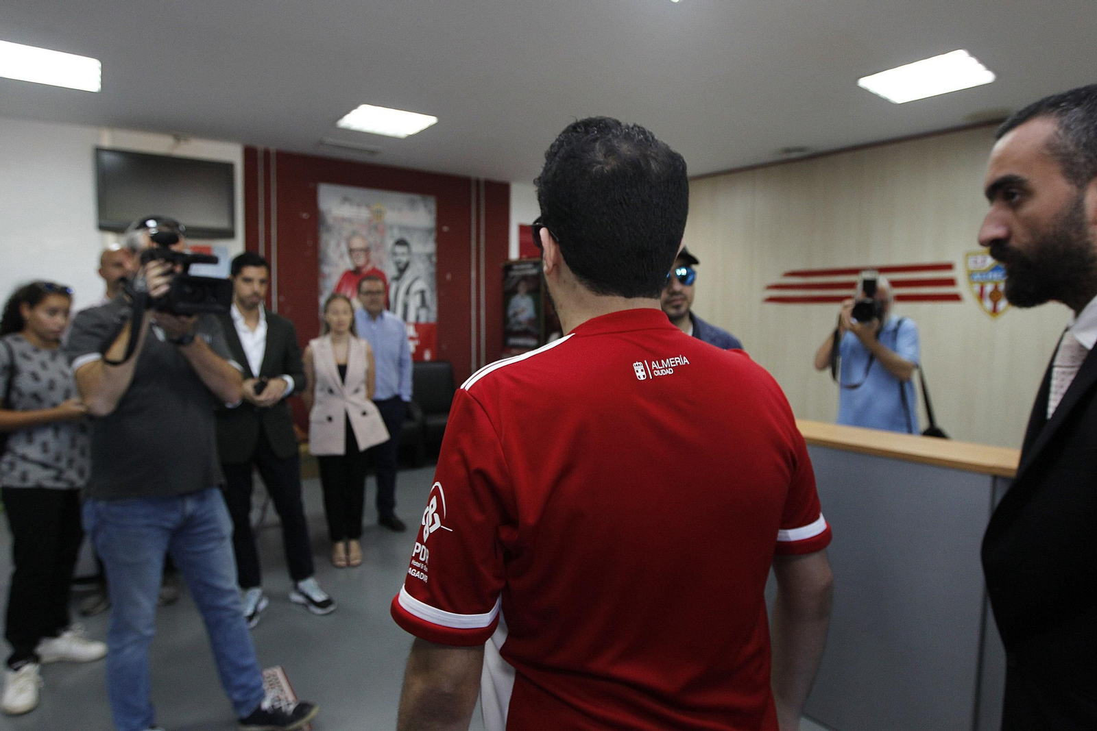 Fotogalería rueda de prensa dueño U.D. Almería, Turki Al-Sheik