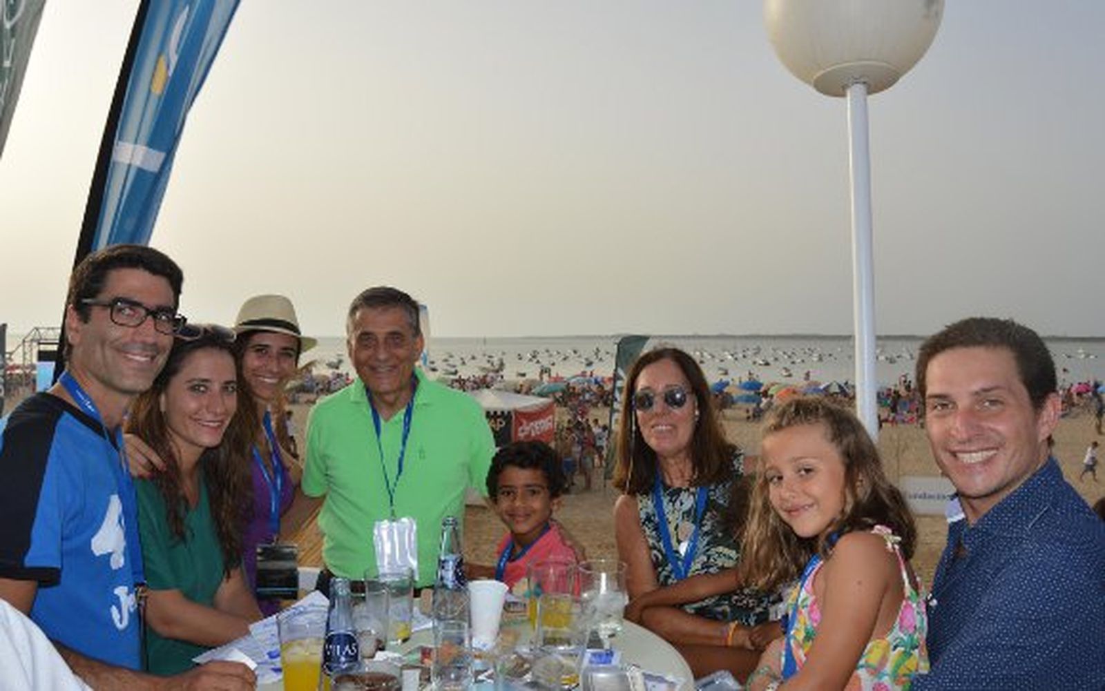 Ignacio, Virginia, Lucía, José Manuel Campás, María José Alcalde, Isolada Colomer y Federico Joly Castro.

Foto: Ignacio Casas de Ciria
