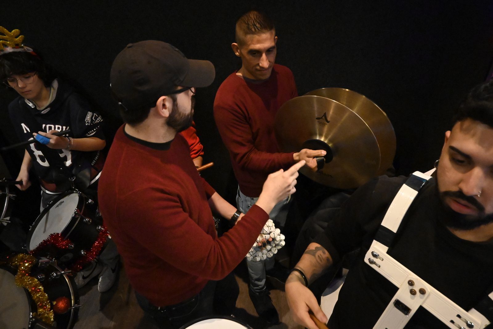 Ensayo preparatorio de la AM Santa Cruz para la cabalgata de Reyes Magos, en Imágenes