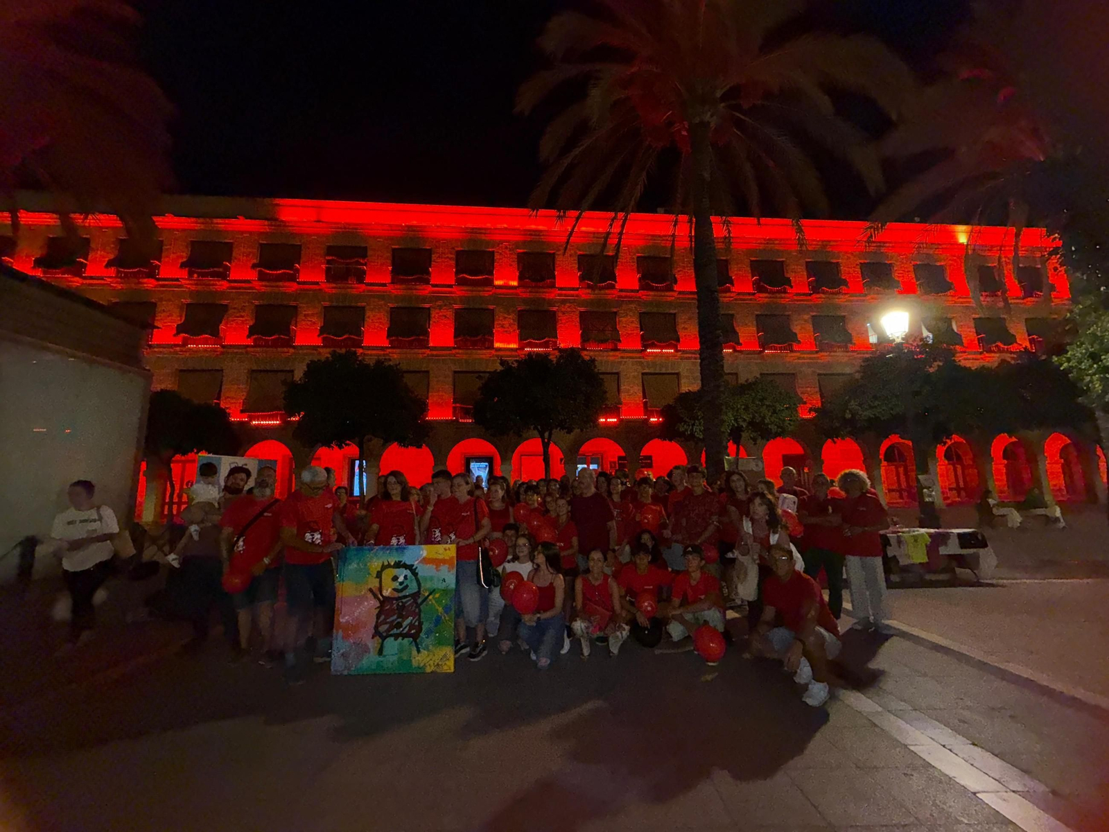Asistentes a los actos en el Día Mundial por la Concienciación de Duchenne y la de Becker, en la plaza del Arenal de Jerez.