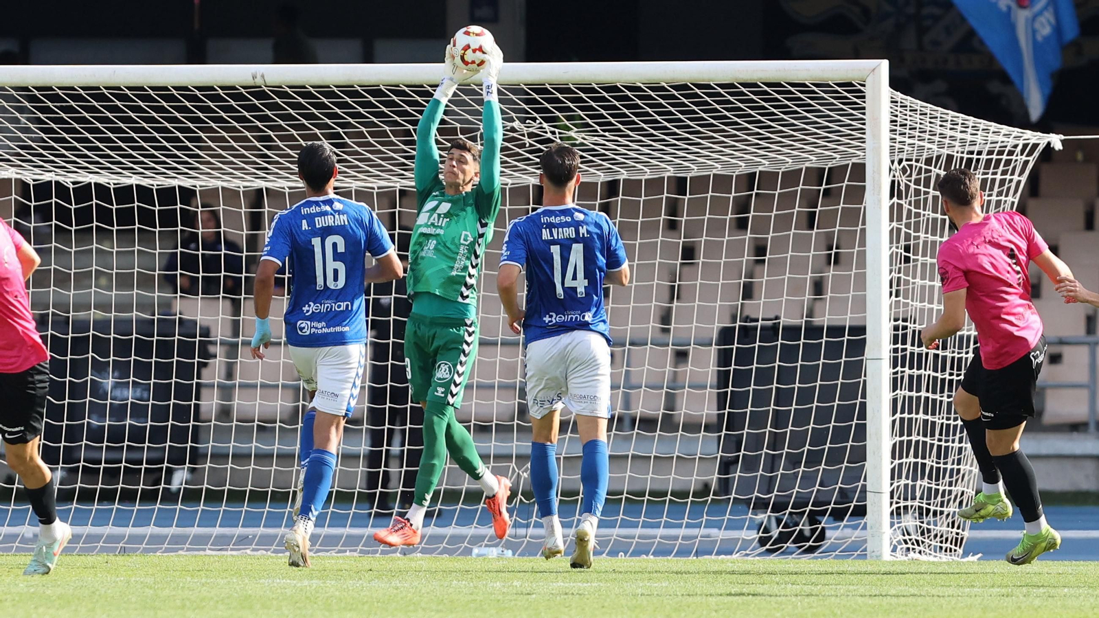 Imágenes del Xerez DFC contra San Fernando CD en Chapín