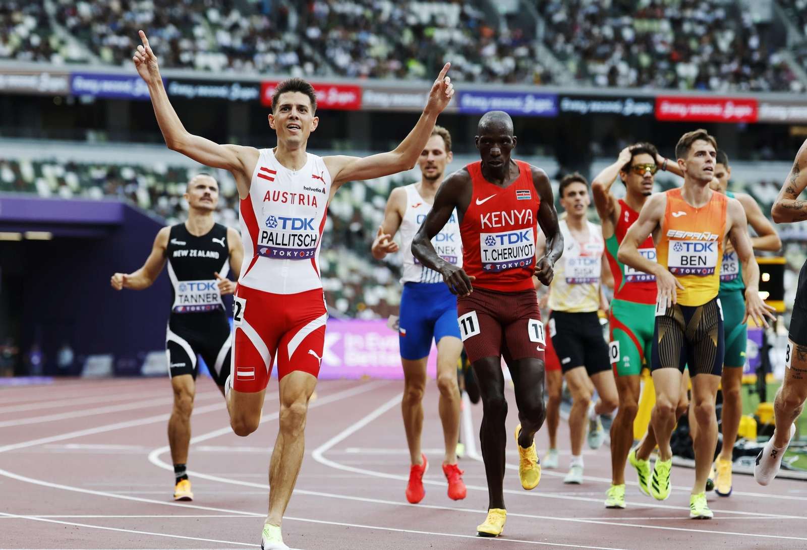 Las mejores imágenes del triunfo de Seville en 100 metros y del resto del Mundial de atletismo