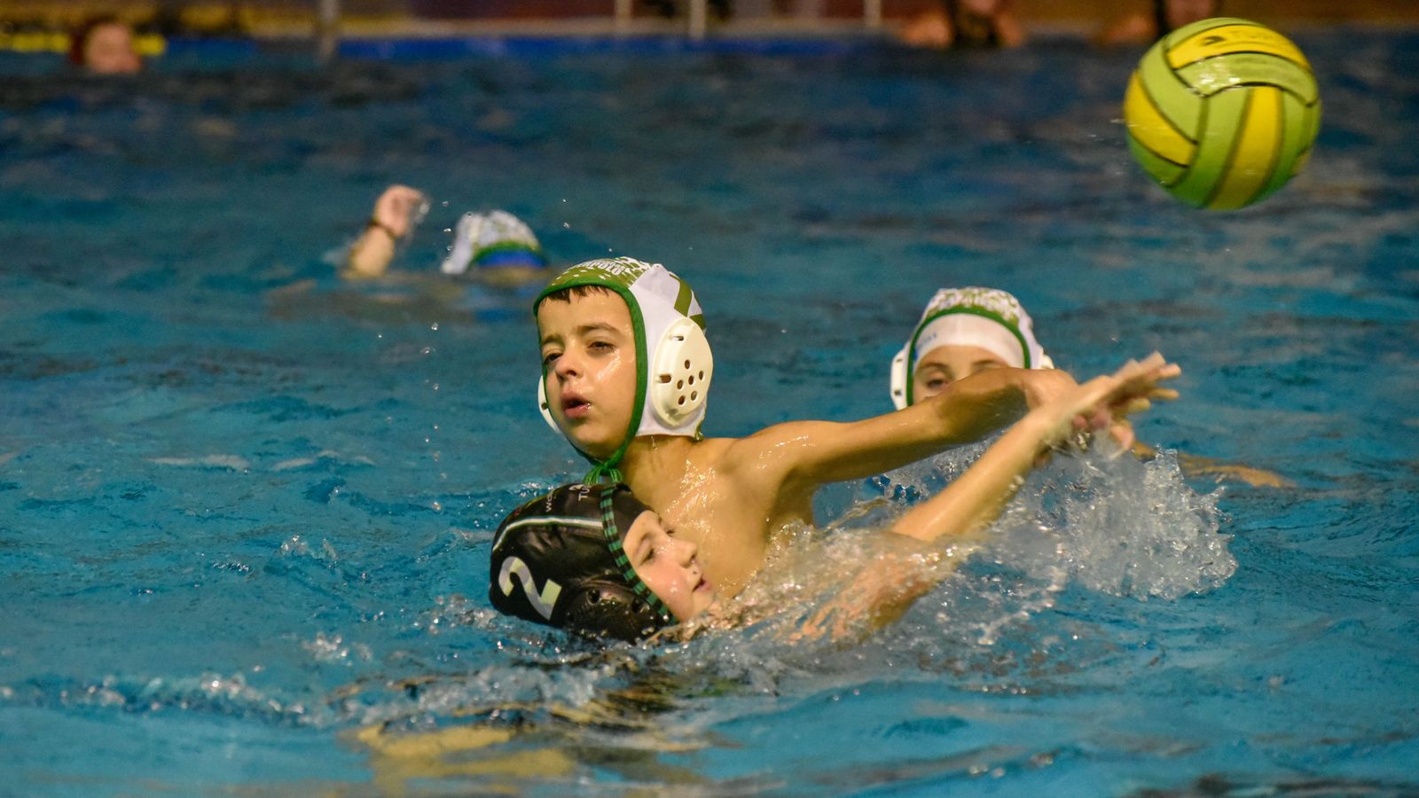 Las fotos del I Torneo benefico de Waterpolo Benjamin Proyecto 'Por una Sonrisa'