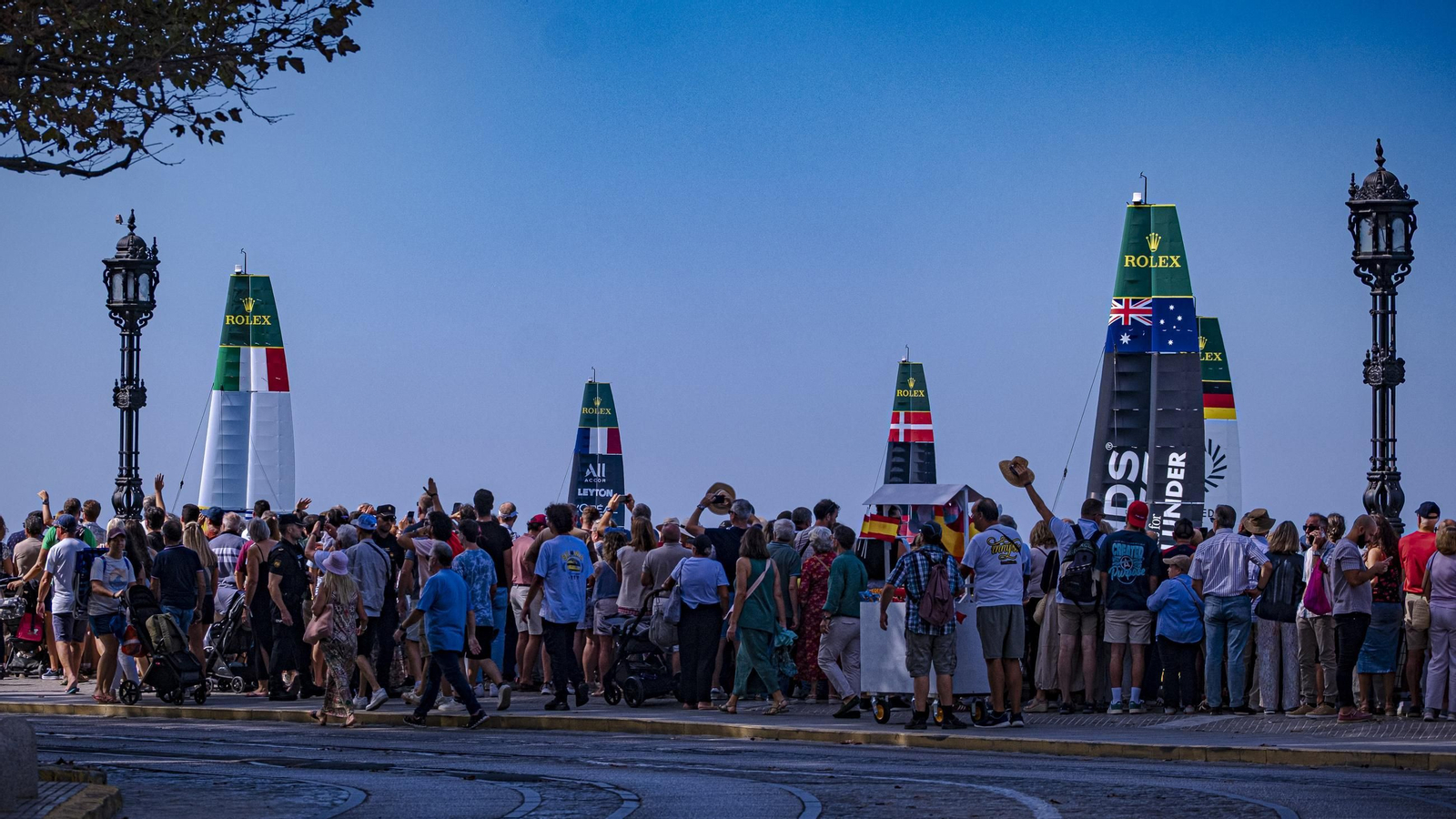 Las imágenes que dejó en Cádiz el domingo de Sail GP