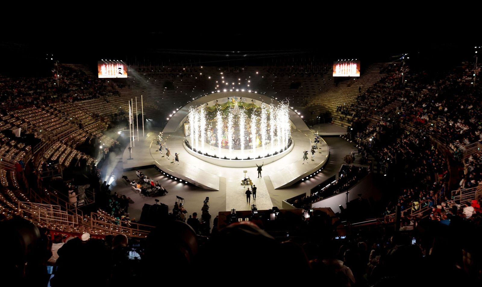 Las mejores fotos de los Juegos Olímpicos de invierno Milán Cortina d'Ampezzo 2026 | Ceremonia de clausura y jornada 17 y última