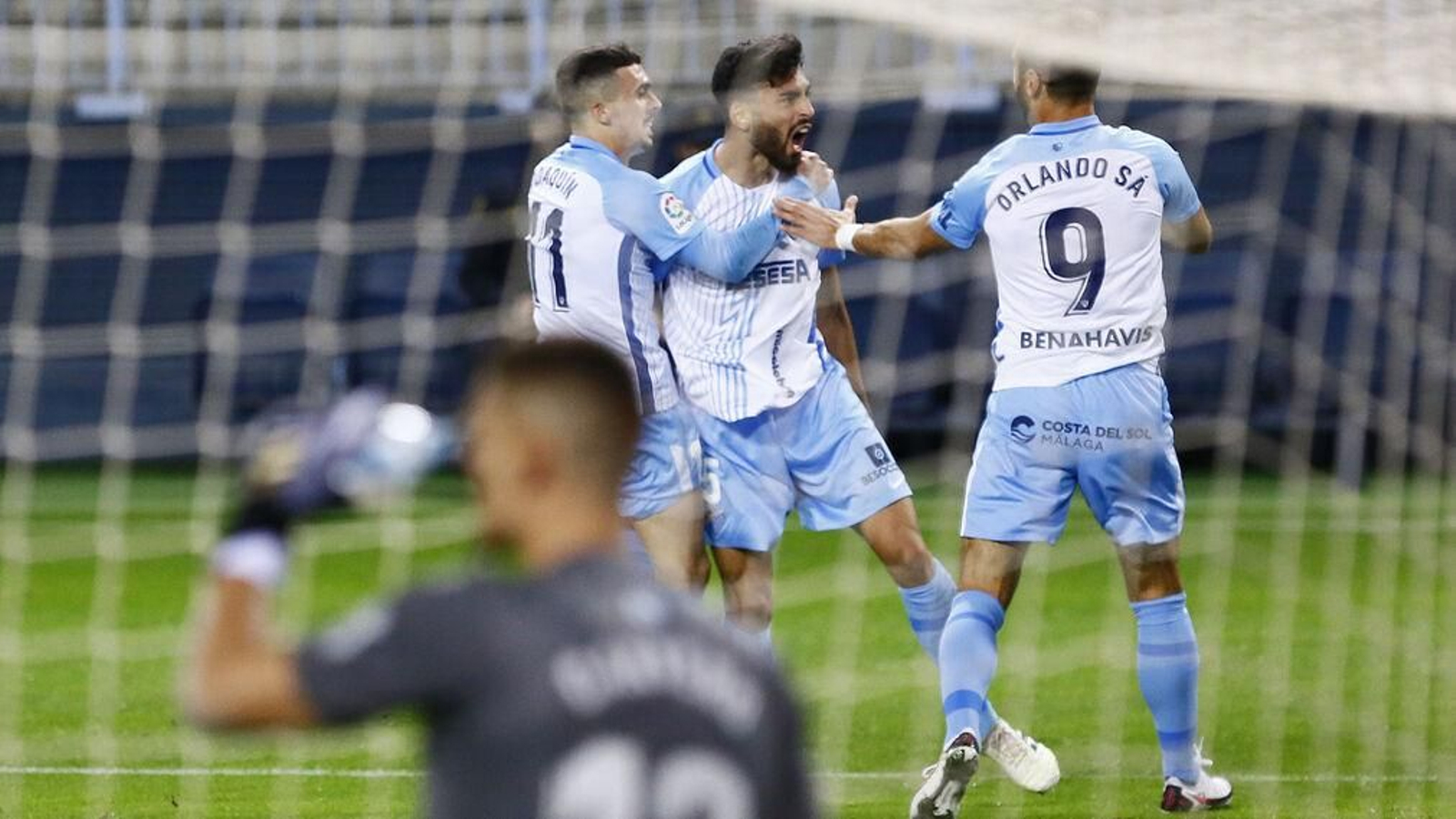 Juande celebra un gol junto a Orlando Sá y Joaquín Muñoz.
