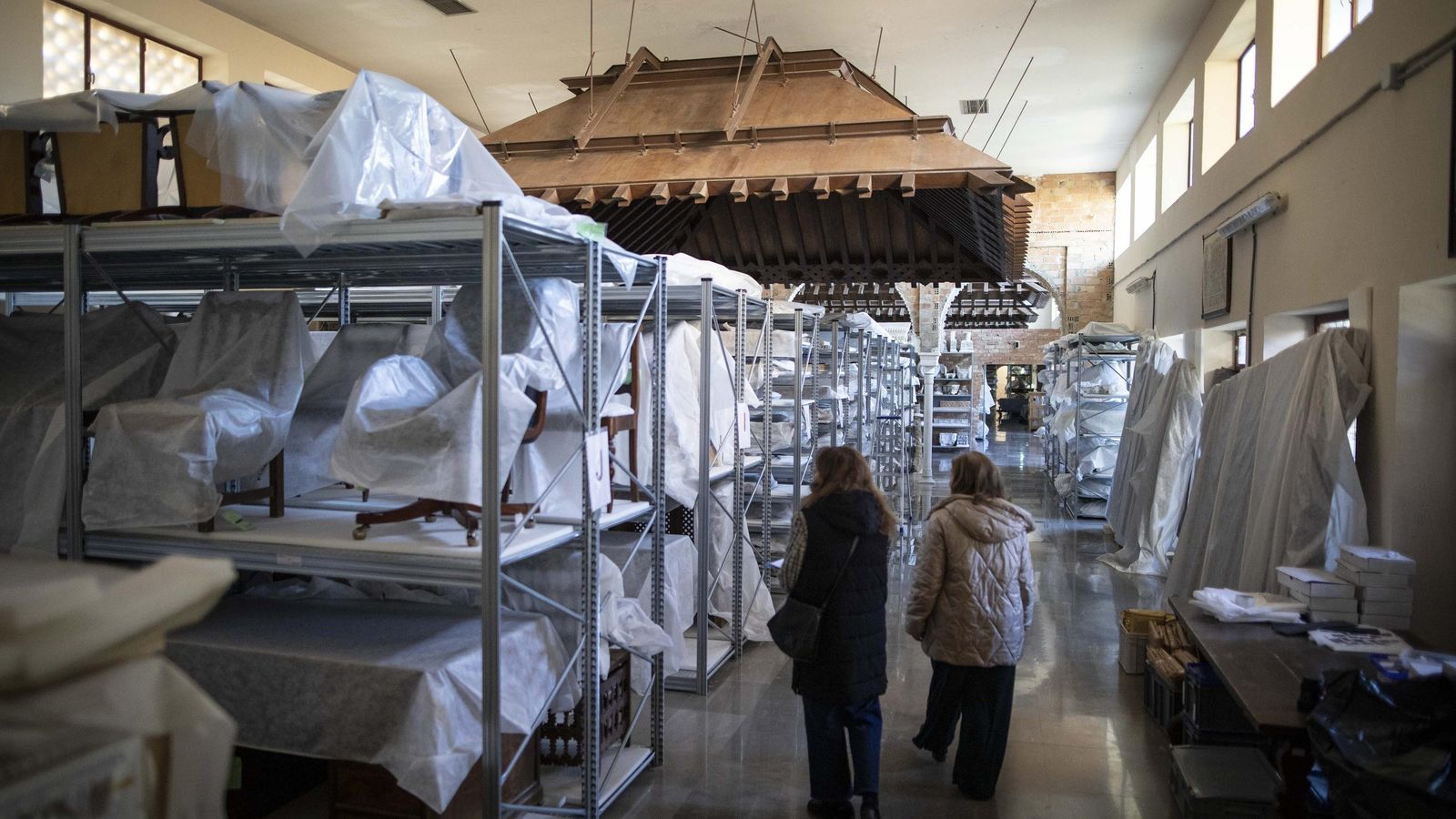 Una de las armaduras montada en el edificio de los Nuevos Museos.