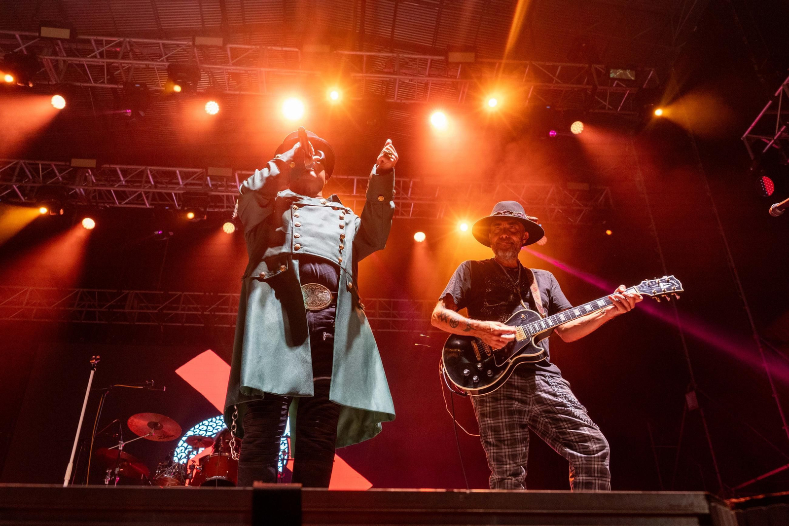 Colombinas 2025: Imágenes del concierto de Seguridad Social en las Fiestas Colombinas