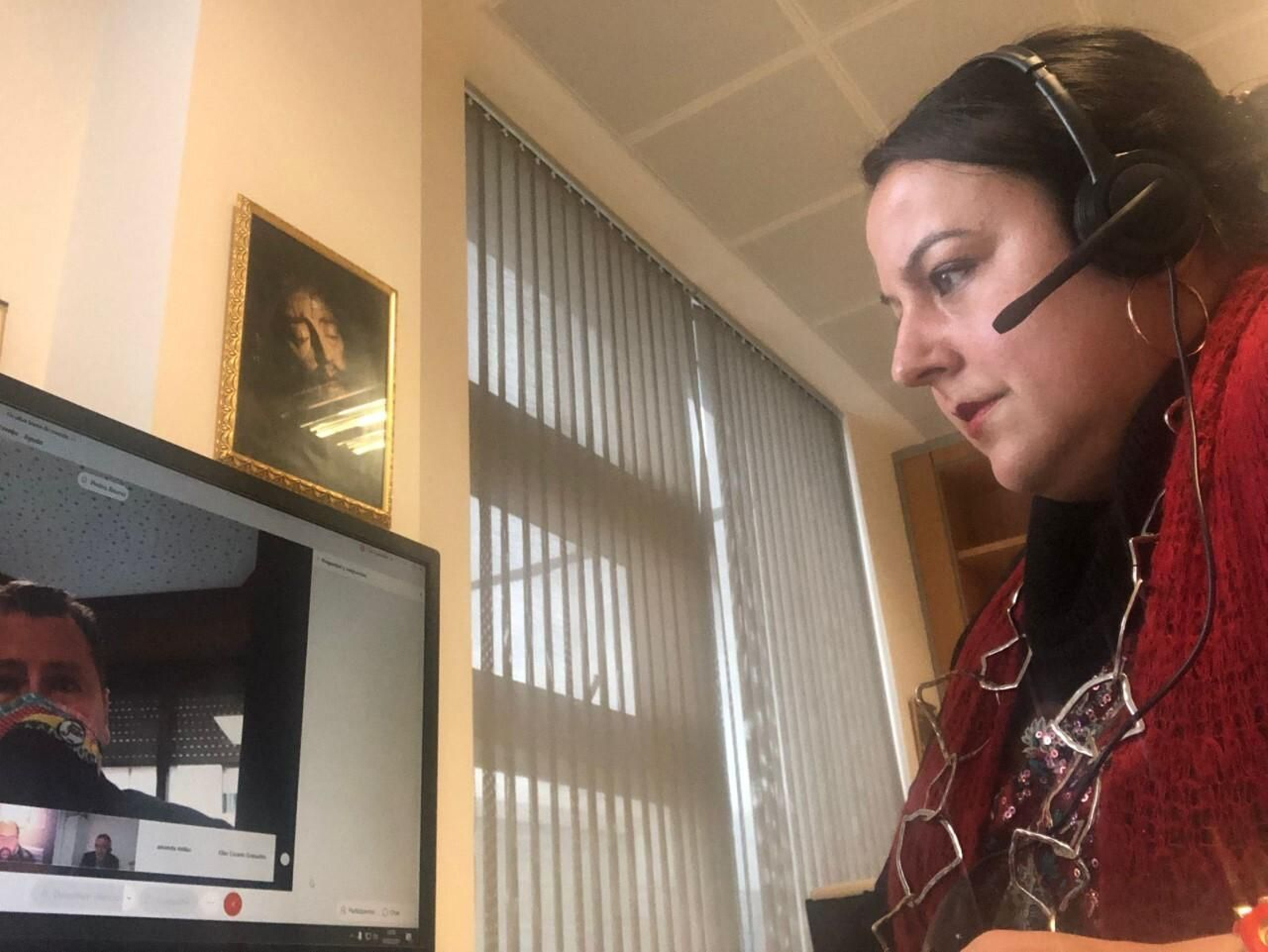 Laura Ruiz, en una videoconferencia durante su etapa como concejal de Algeciras.