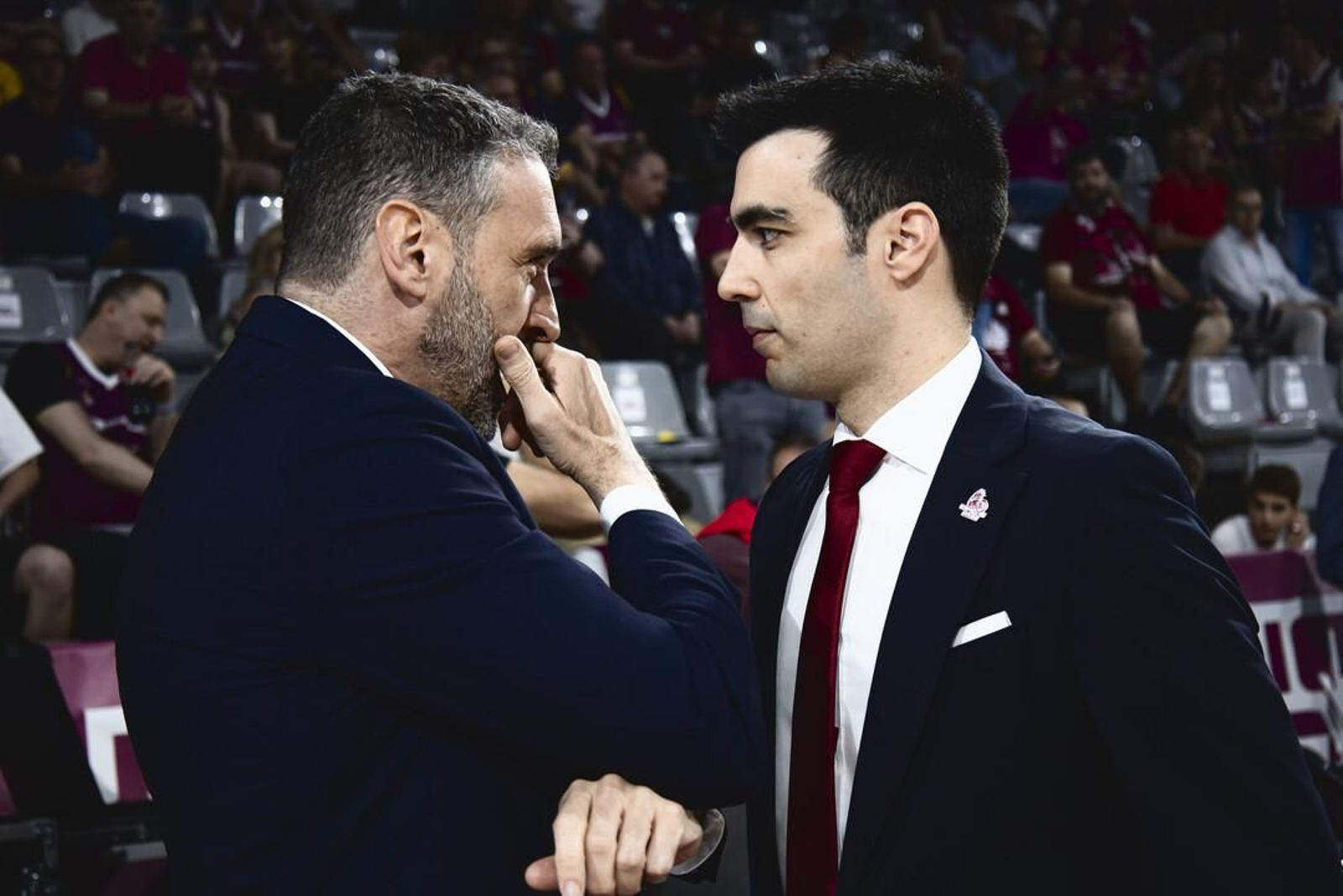 Encuentra habla con Ibon.