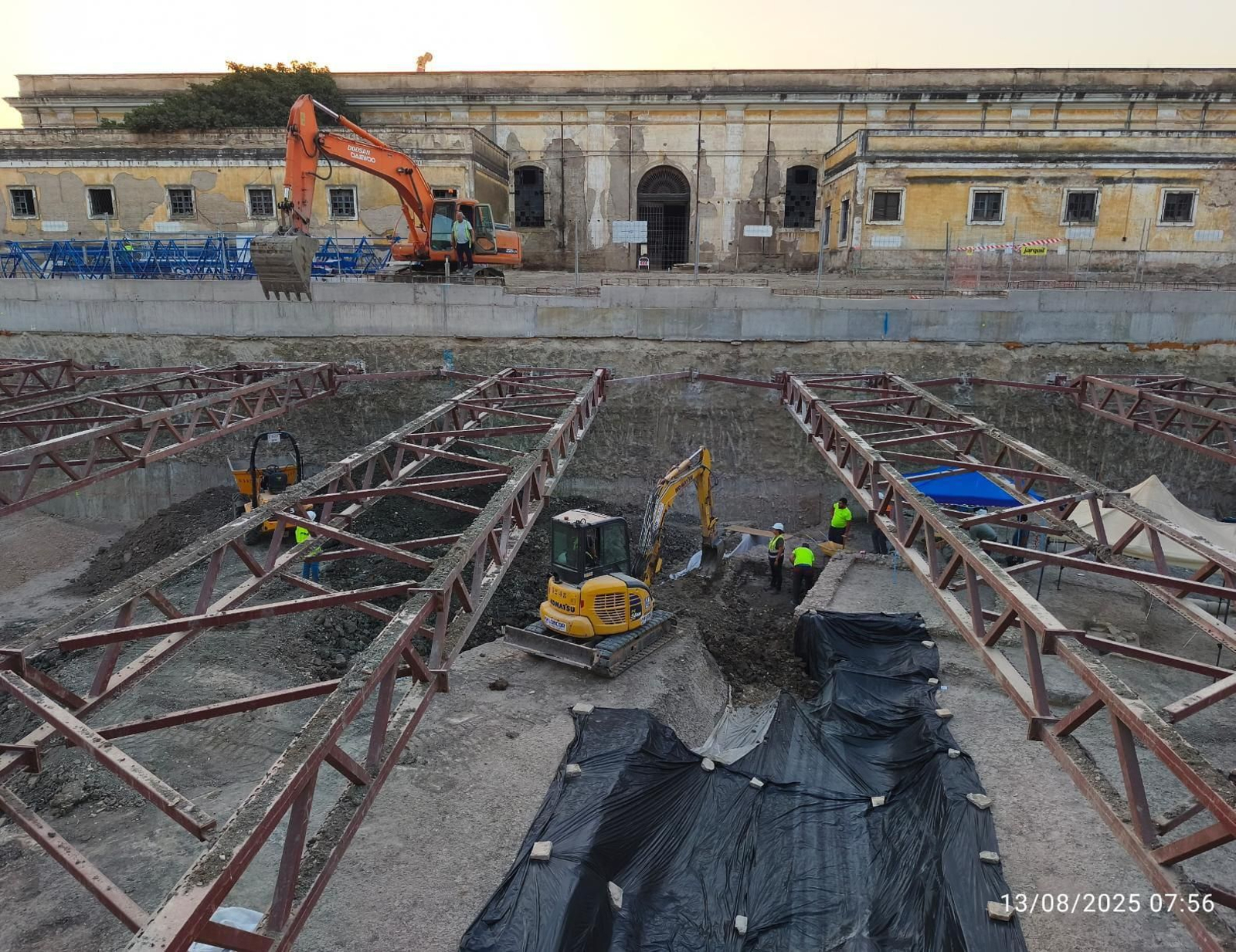 La construcción del residencial.