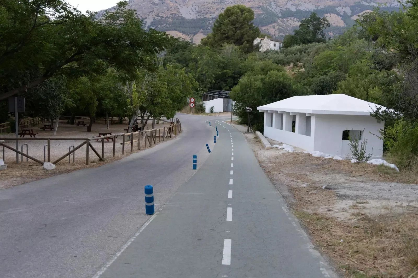 Los lavaderos de Fuente de la Peña dan la bienvenida al inicio de la ruta.