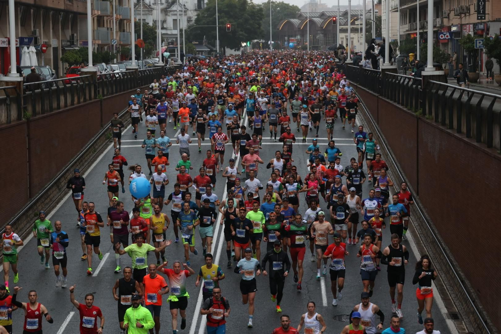 Búscate en la Media Maratón de Sevilla 07