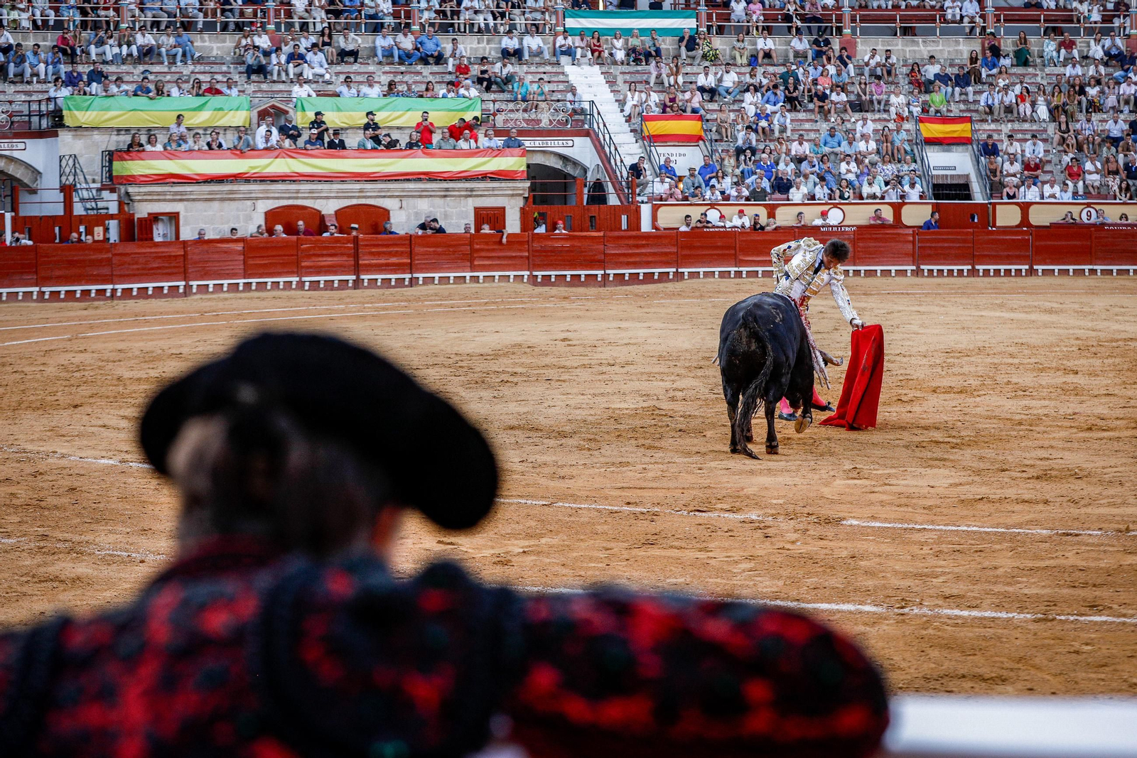 Imágenes de la corrida de toros en El Puerto: Manzanares, Roca Rey y Pablo Aguado