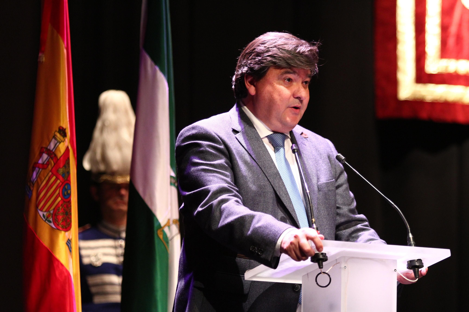 La policía Local entrega las medallas en el día de su patrón