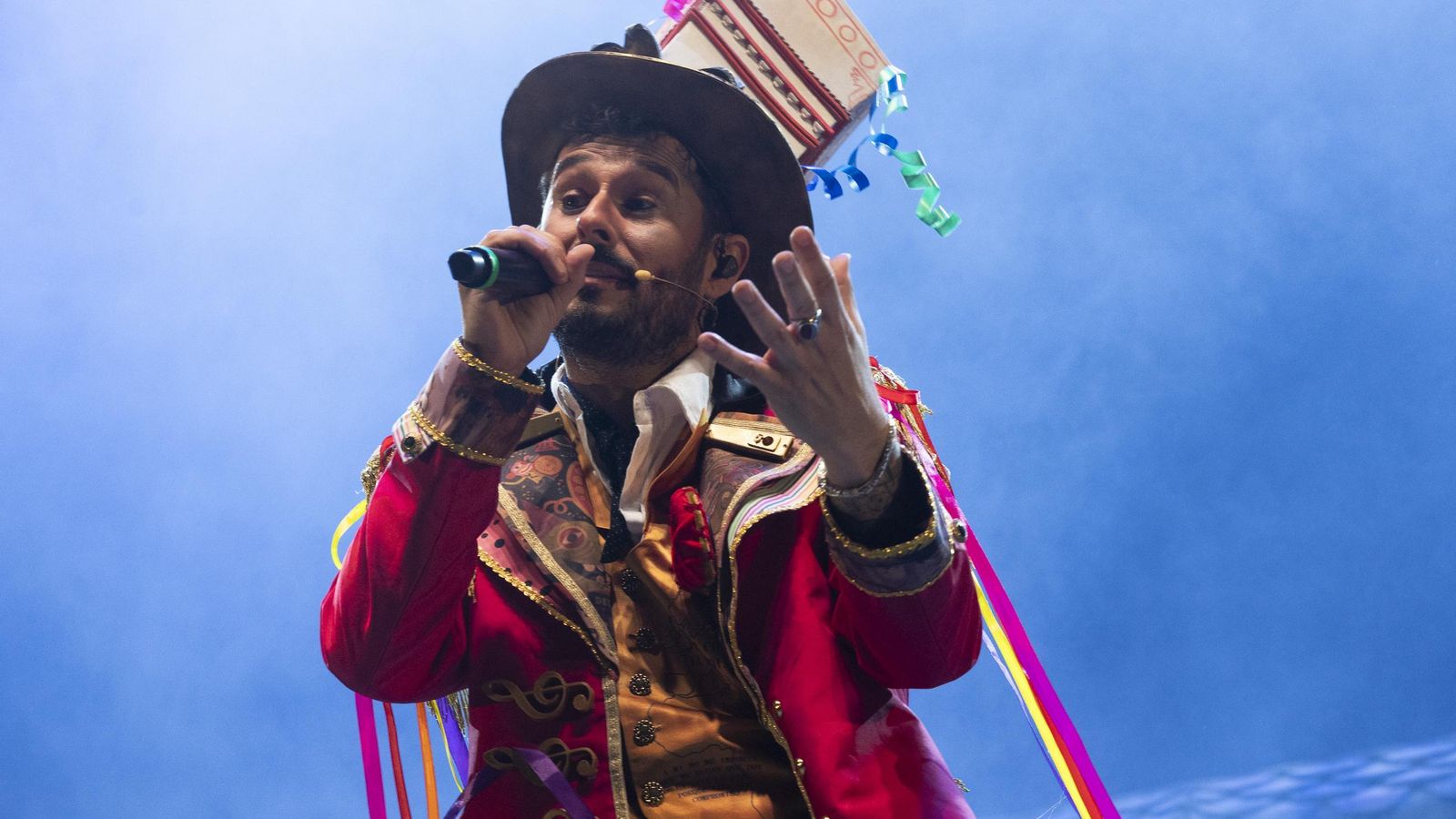 Las imágenes del pregón de Antoñito Molina en el carnaval de Cádiz 2025